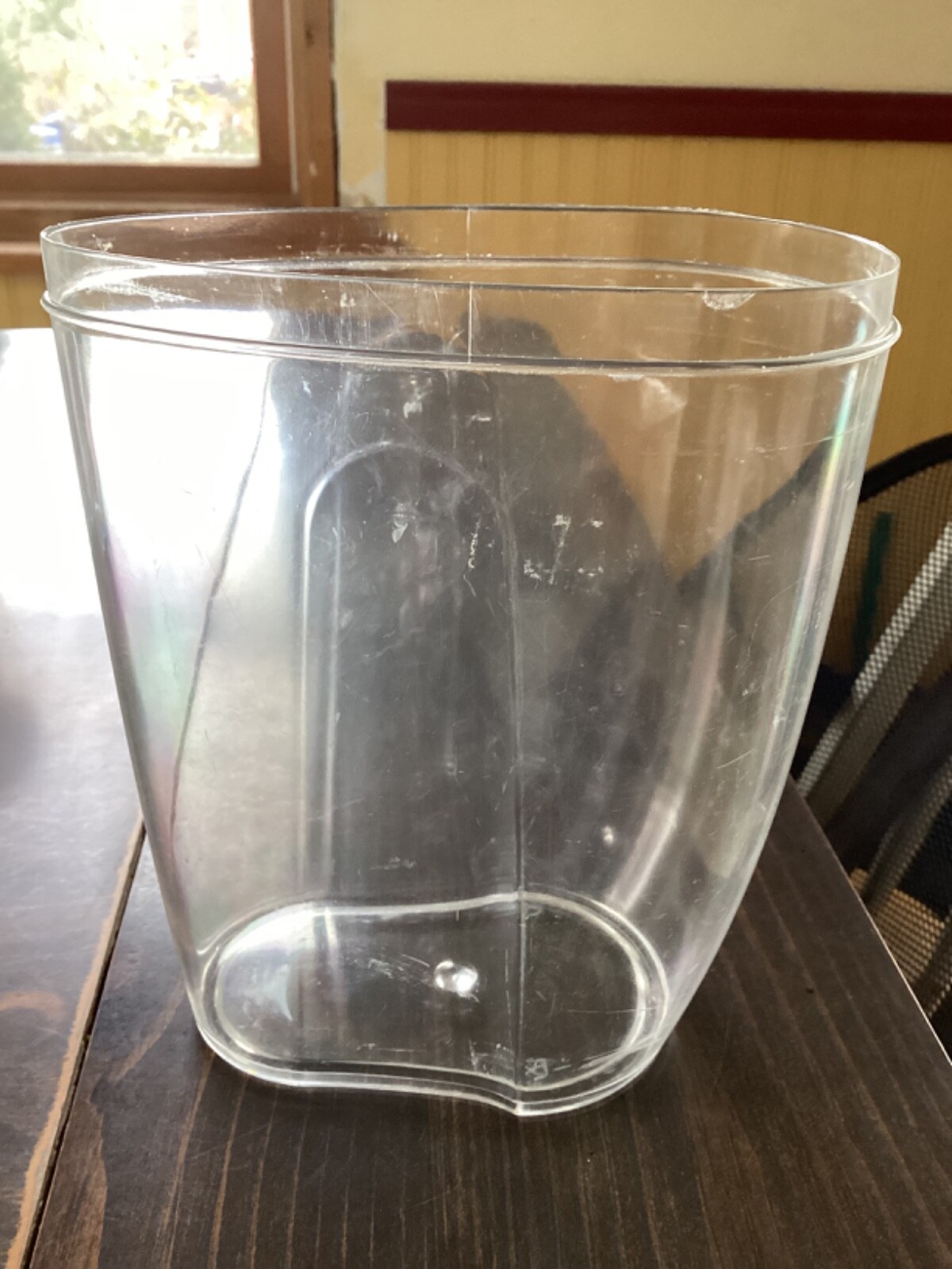 Plastic Pitchers with lids, set of 5, Approx 1 C – 5 1/2 C, Nesting
