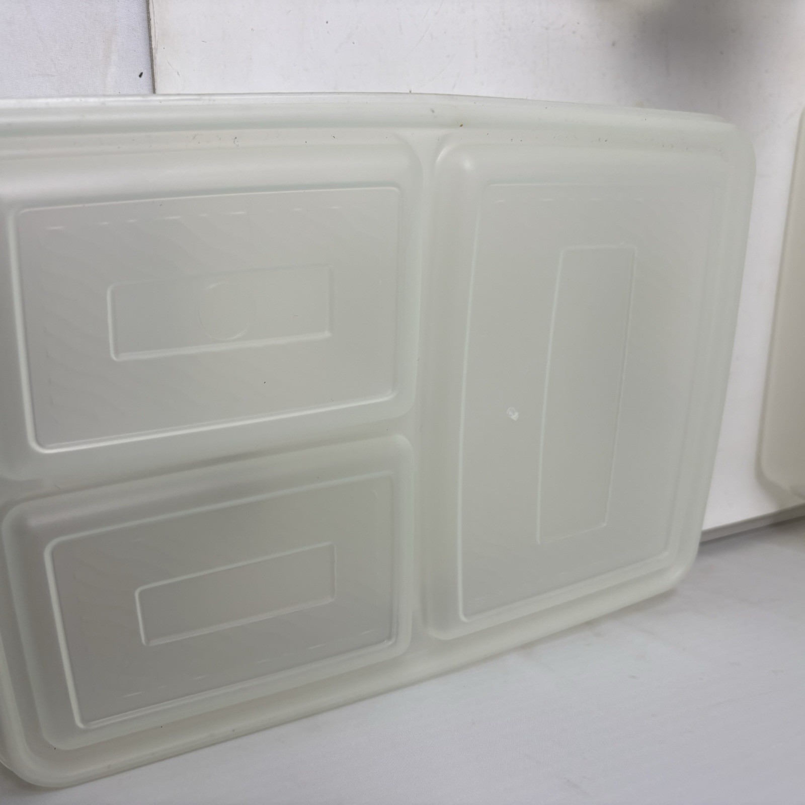 Vintage Tucker Serve & Store 32 Pc Food Container Set – Missing 2 Pieces