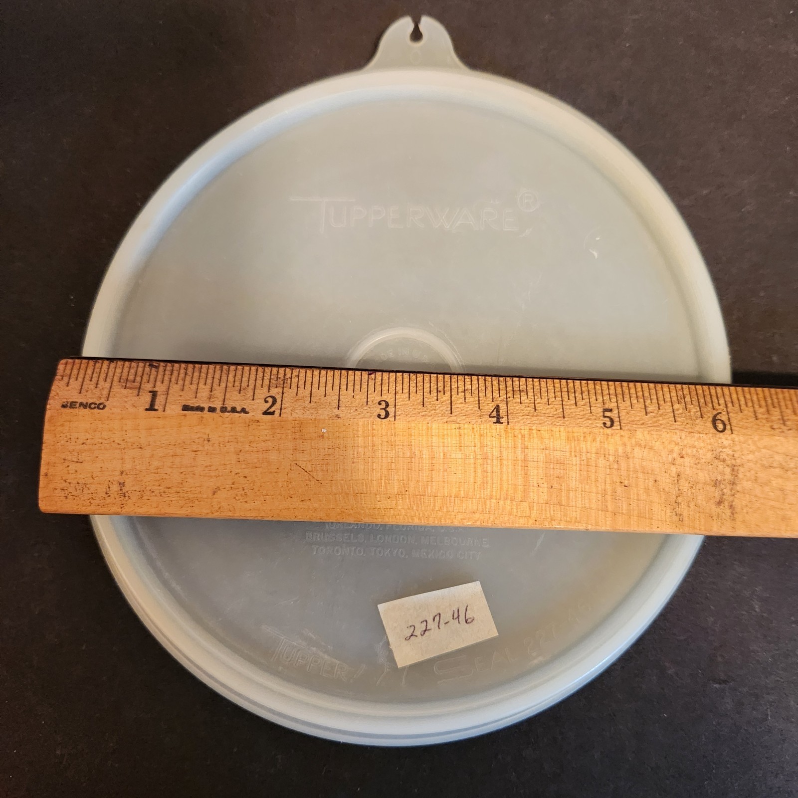 VTG Tupperware Replacement Lids 227-46 Sheer 6″