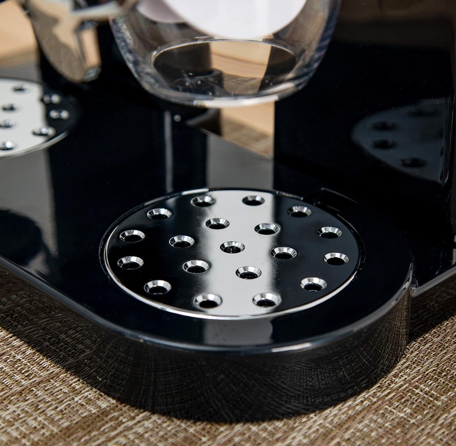 Airtight Snack Dispenser with 35 oz Total Capacity – Perfect for Cereal & Nuts