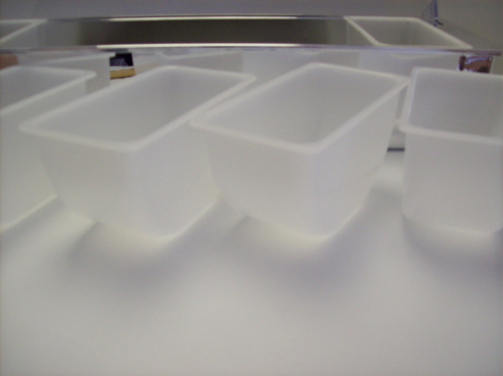 6 Removable Compartments Garnish/ Condiment Serving Hinged Lid Container – NEW