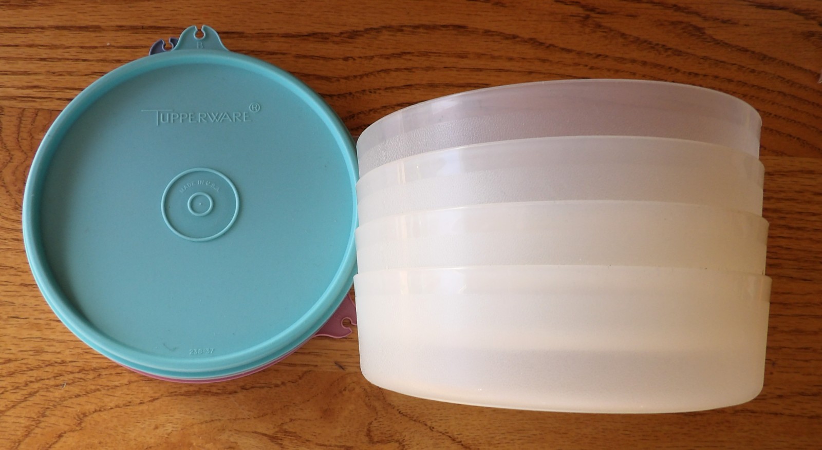 Tupperware Classic Sheer Big Wonders Set of 4, 2 cup Containers New with Seals