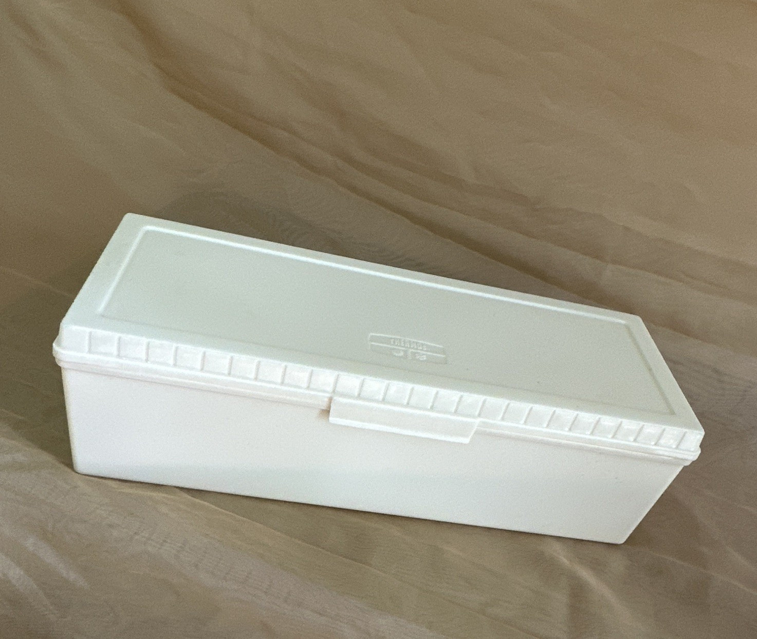 Thermos 1.5L White Plastic Rectangular Food Storage Container w/ Hinged Lid