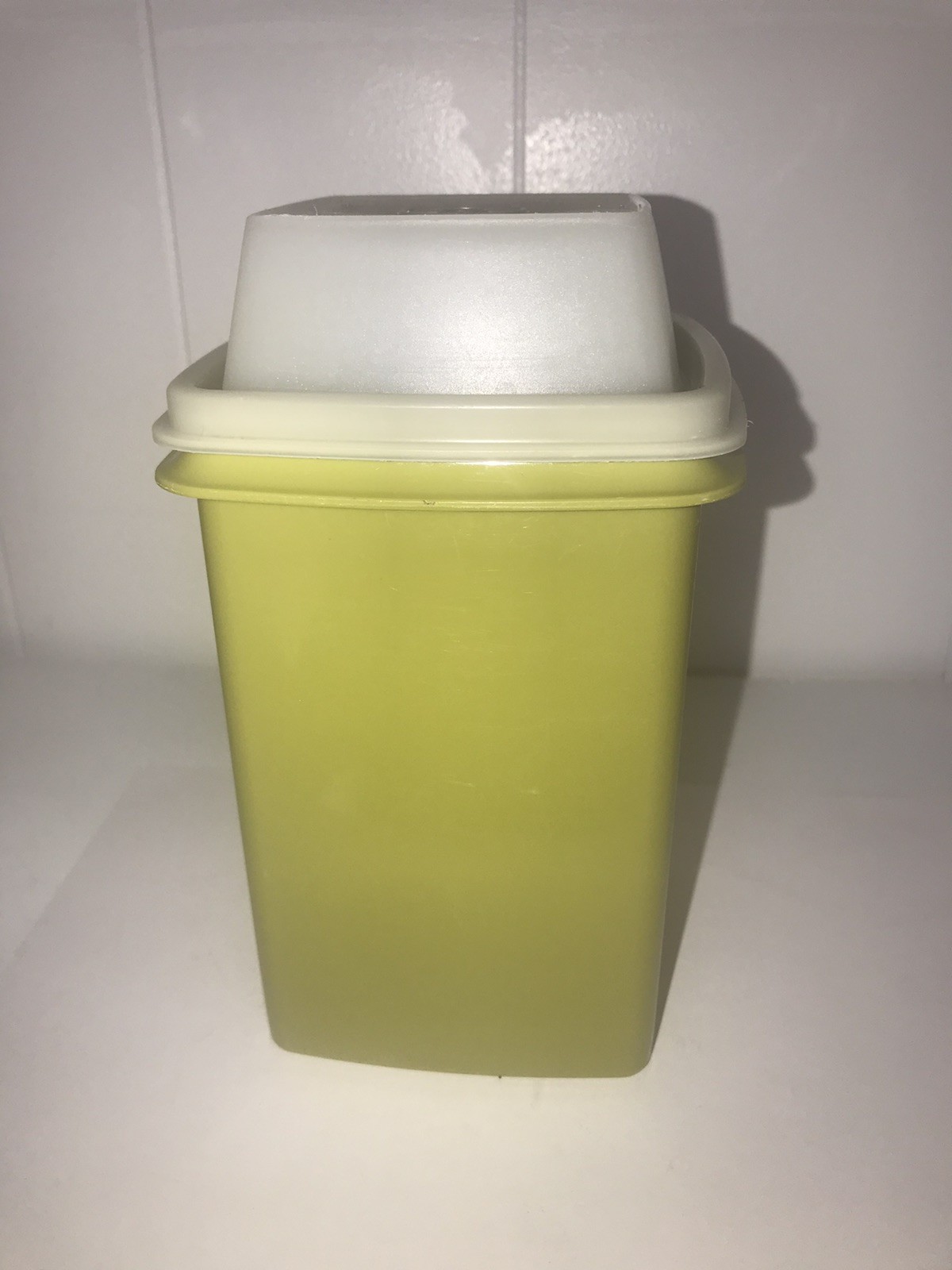 Vintage Tupperware Avocado Green 3 Piece Pickle Keeper w/ Strainer & Lid 1330-12