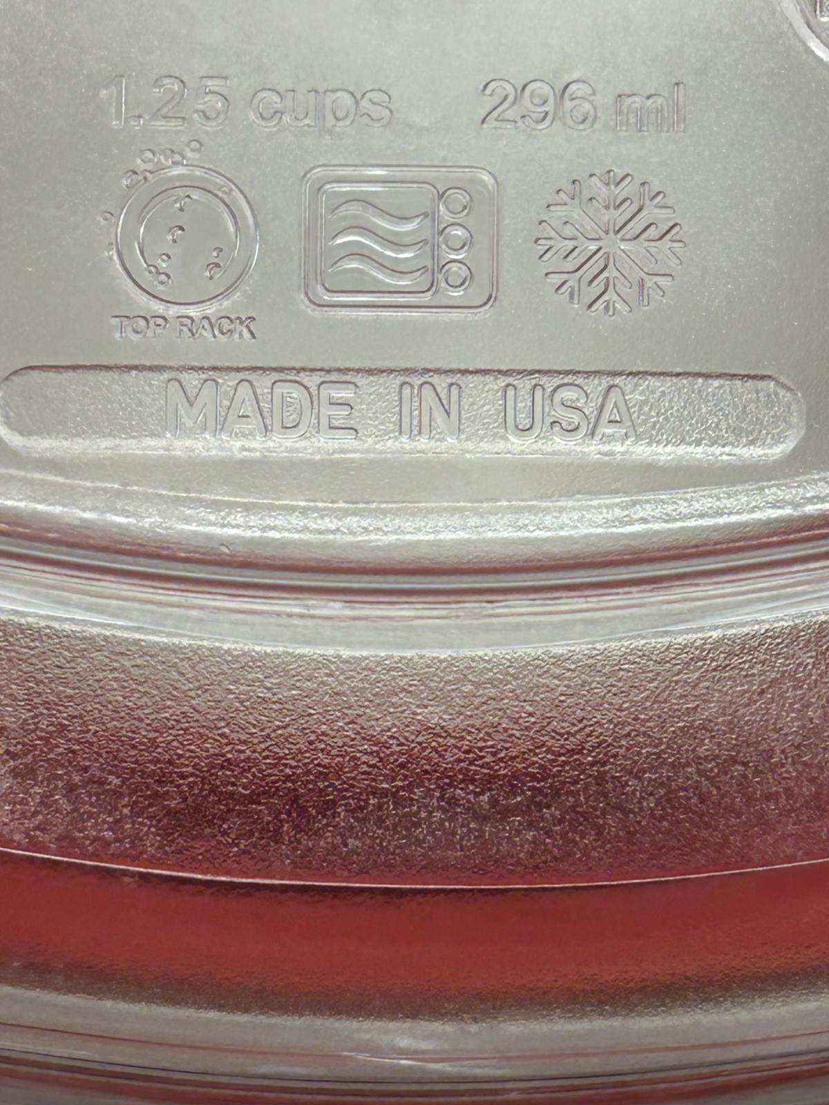 Rubbermaid Premier Food Storage Containers Red Rubber Window Lids 2c & 1 1/2c