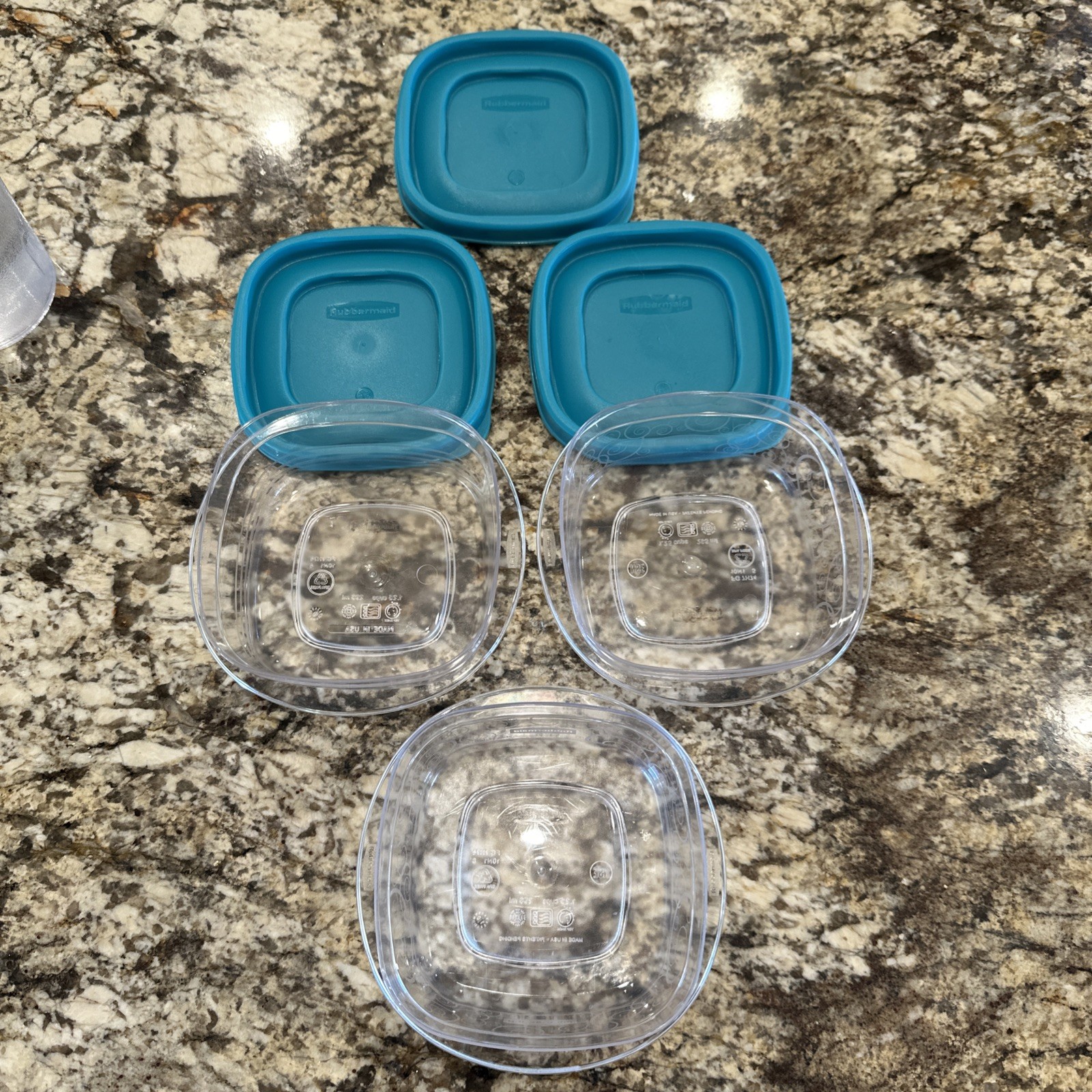 SWIRL DESIGN Rubbermaid Premier Storage Containers 1.25 Cup 296 ml Teal FG7H74