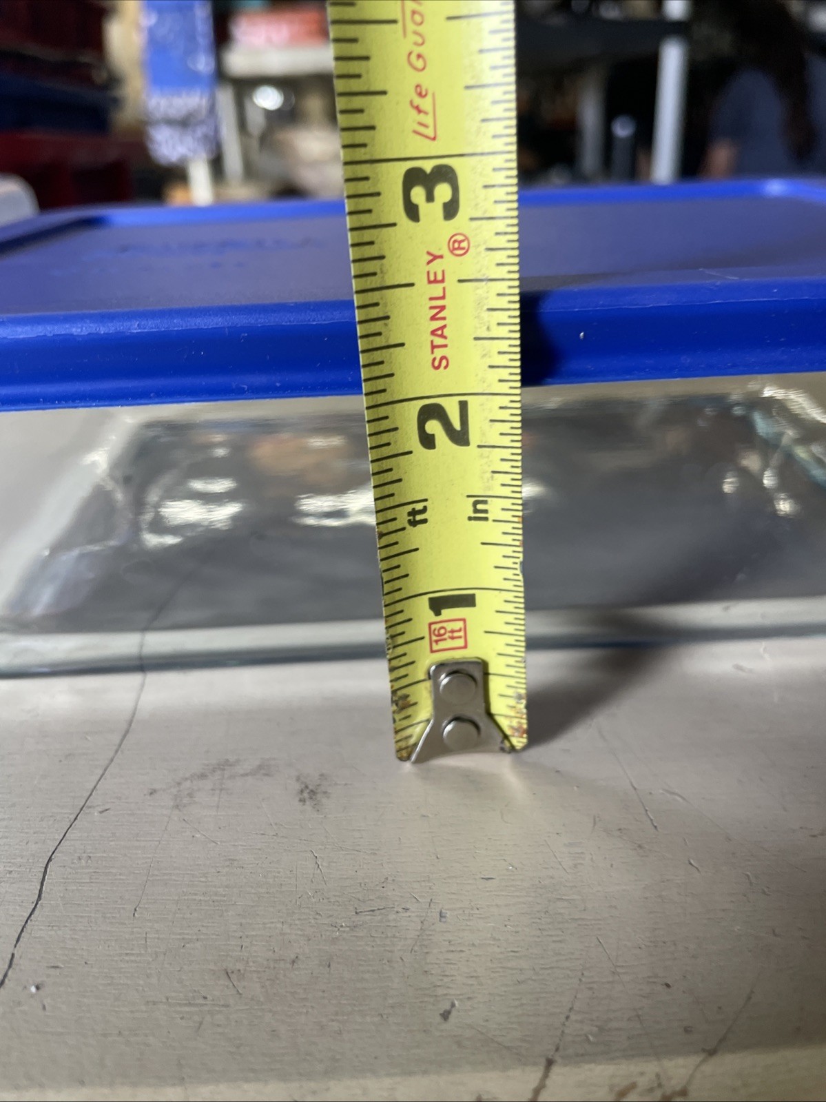 Pyrex 6 Cup Storage Dish With Lid