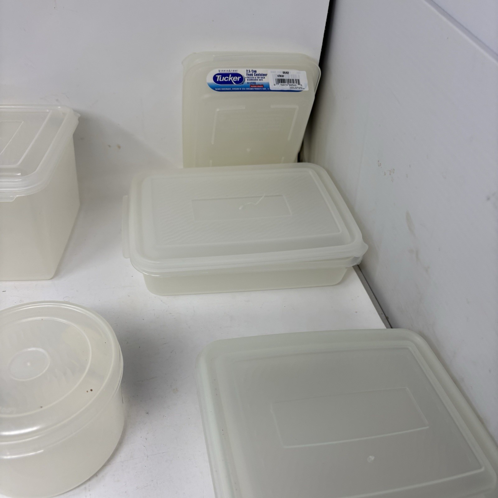 Vintage Tucker Serve & Store 32 Pc Food Container Set – Missing 2 Pieces
