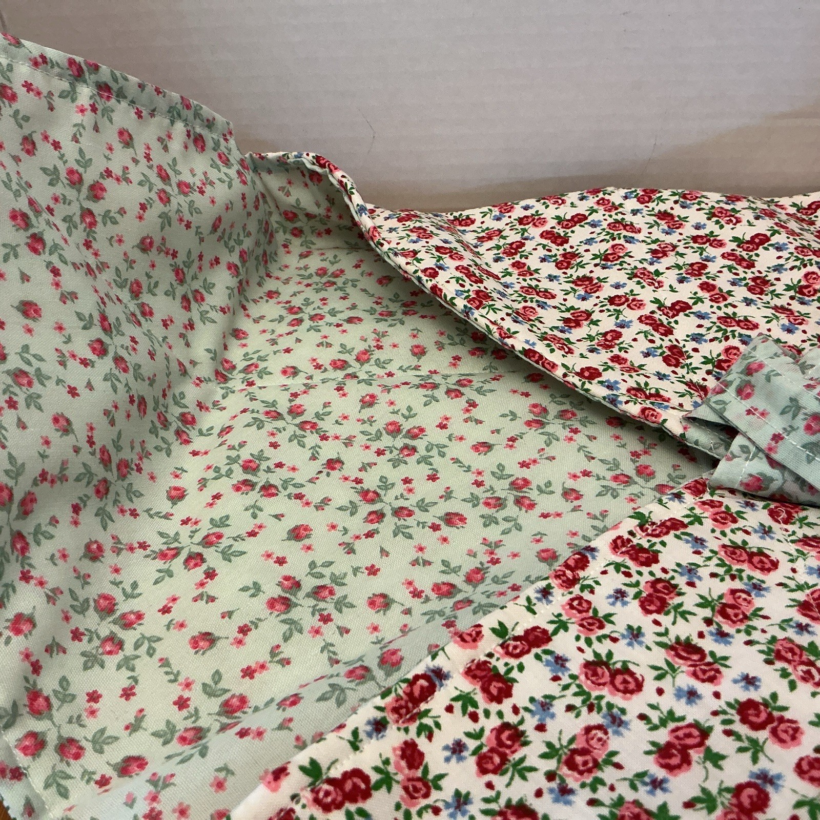 Handmade (rose) Casserole Carry Case For Square Casseroles/Cake Dishes Etc