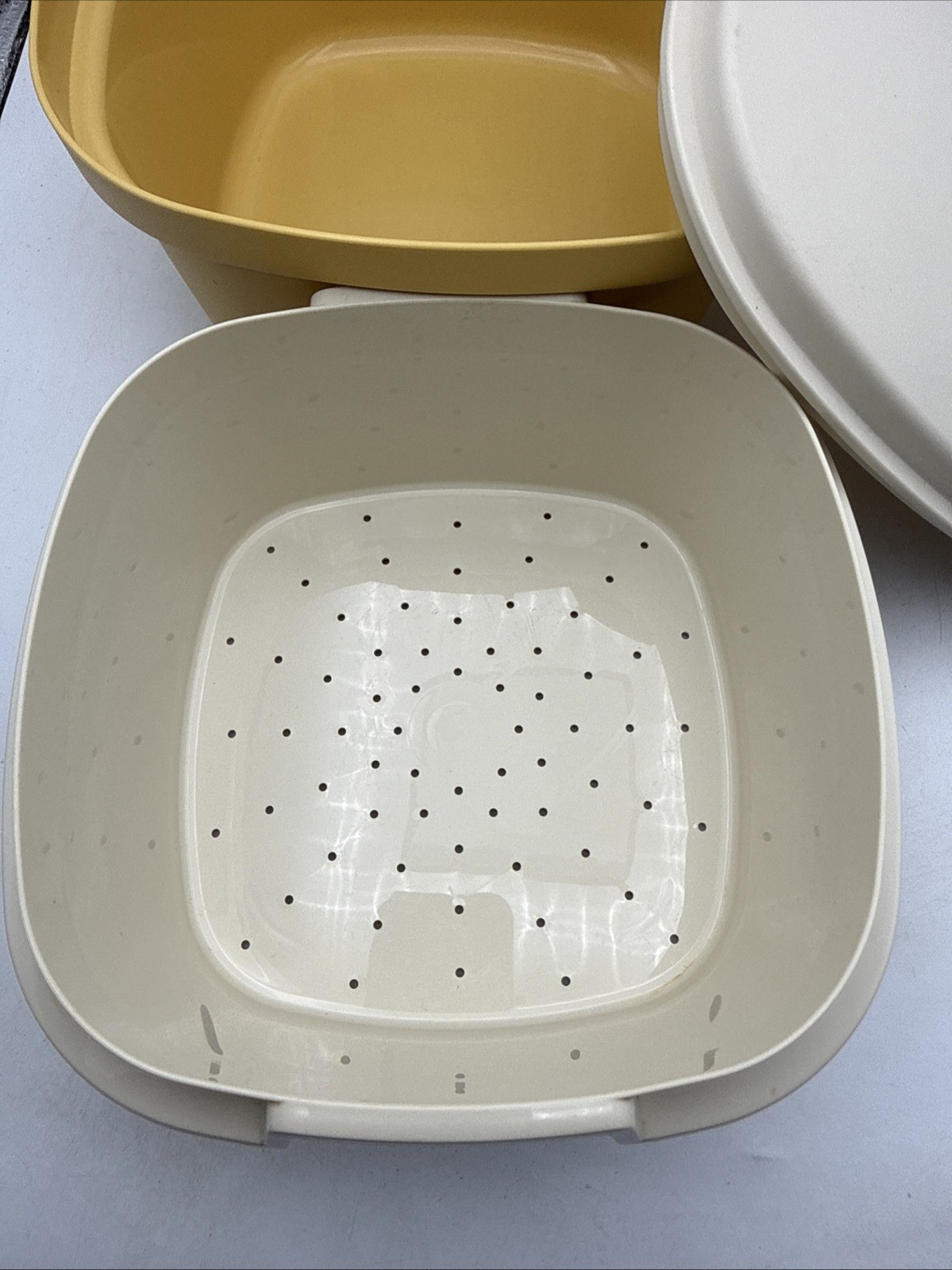 Vintage 3 Quart Tupperware Harvest Gold Steam N Store Steamer 888 Strainer w Lid