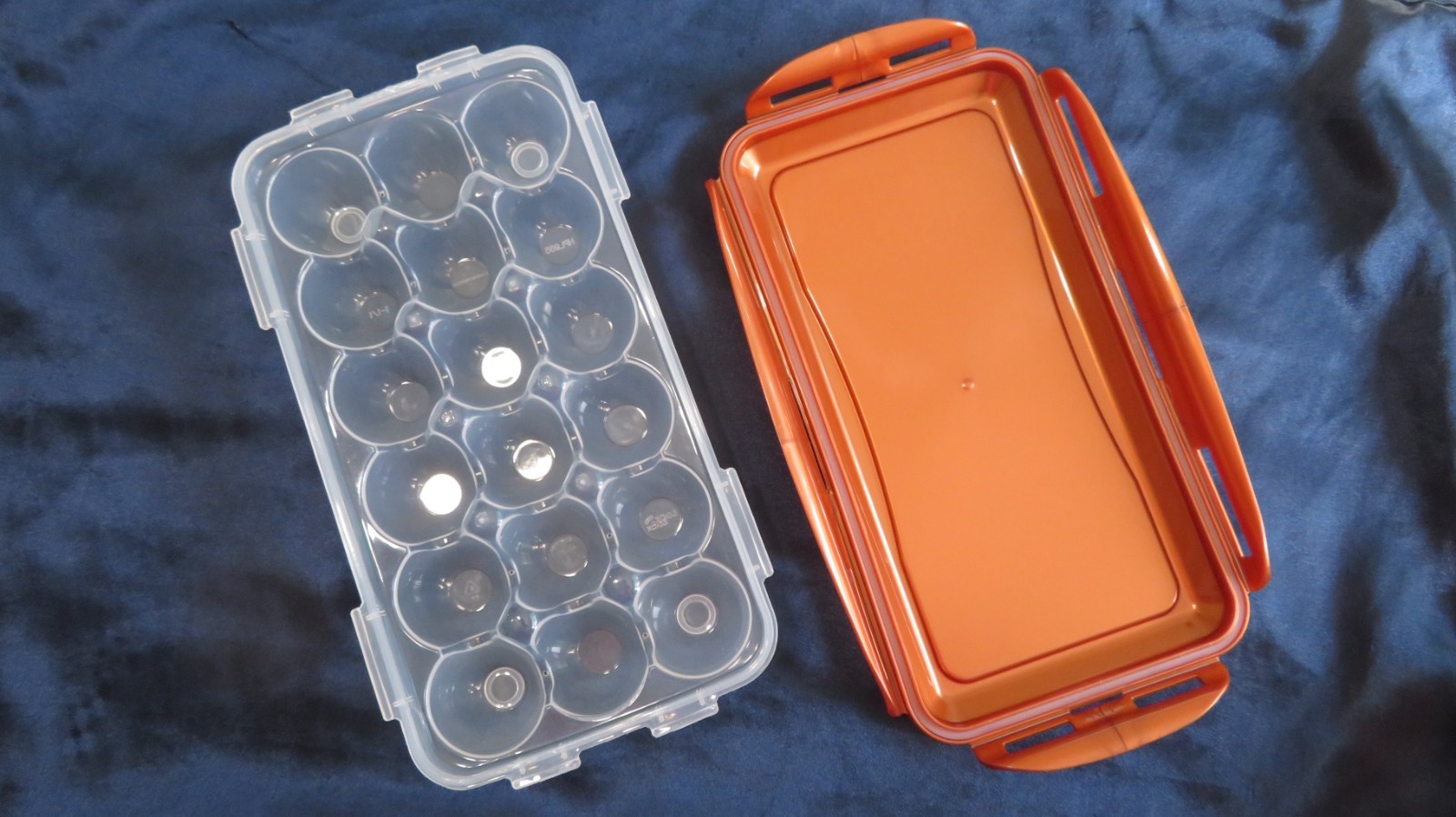 Lock and Lock Copper Color Lid 18ct Egg Holder Container Excellent Condition