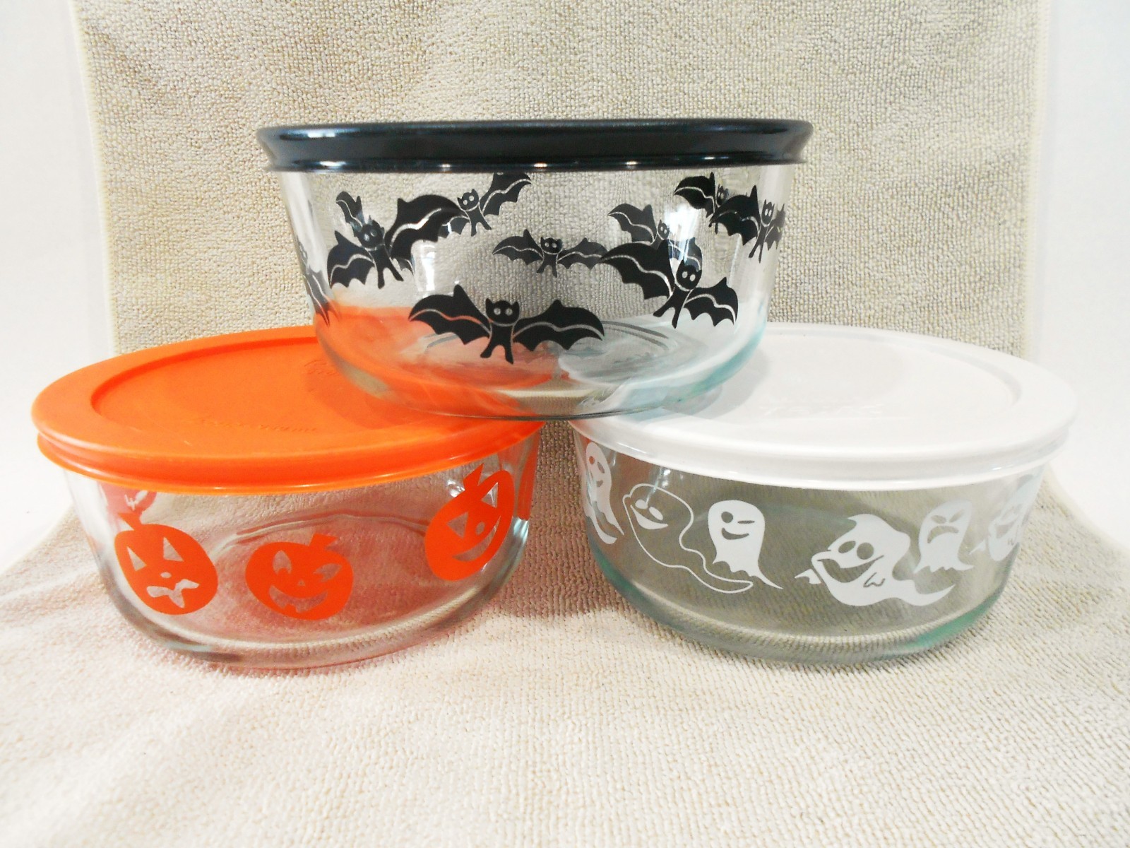 6-pc PYREX Halloween 4-Cup STORAGE BOWLS w/Covers 1-Qt Pumpkins Ghosts Cats Bats