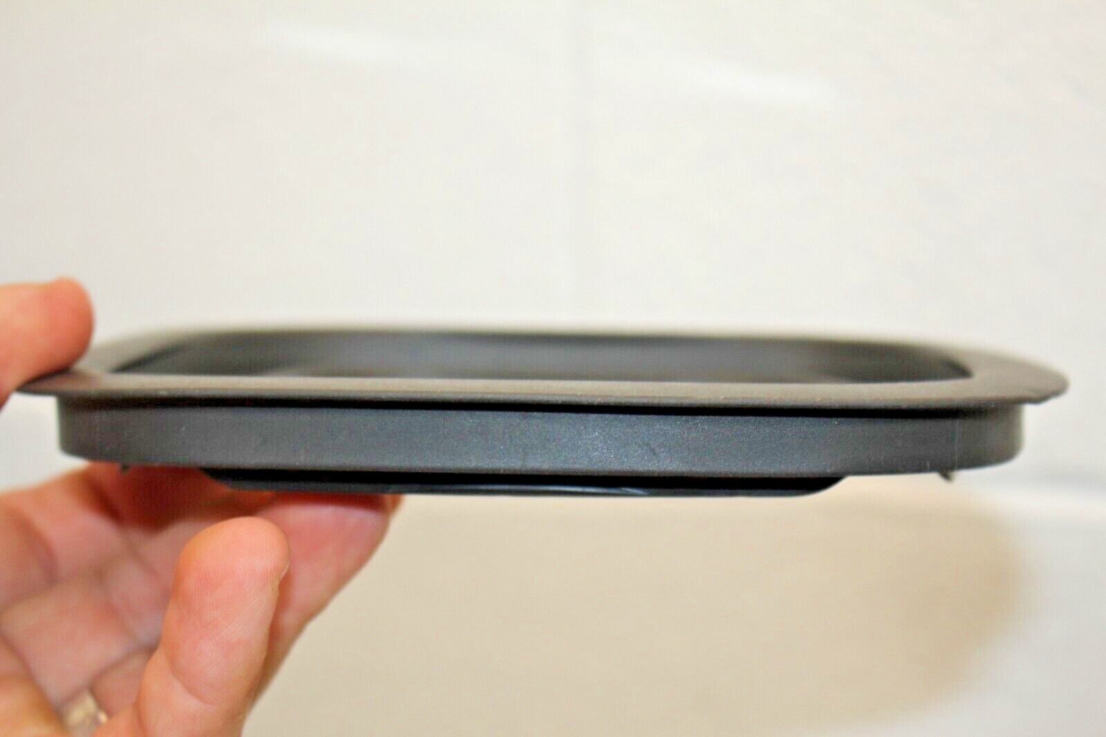 Rubbermaid Storage Container Replacement Lid ONLY 10M3M4 Black w/ Window 7″