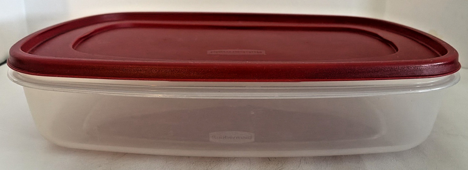 Rubbermaid Easy Find Lids 24-cup 1.5 Gallon Large Rectangular Food Storage 7J73