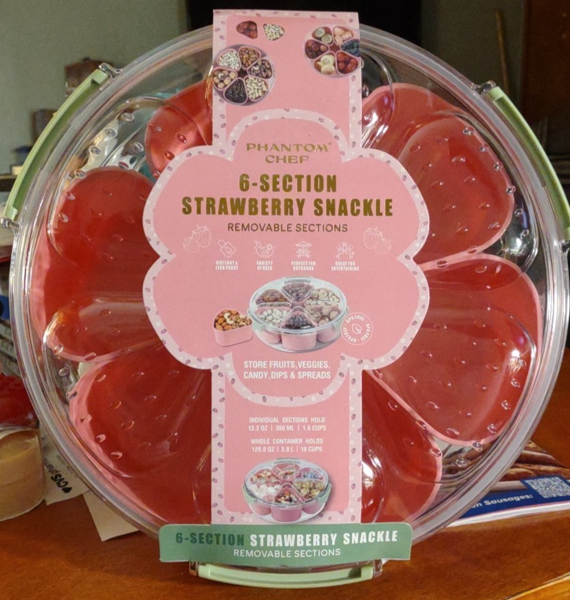 6- removable section Strawberry Snackle