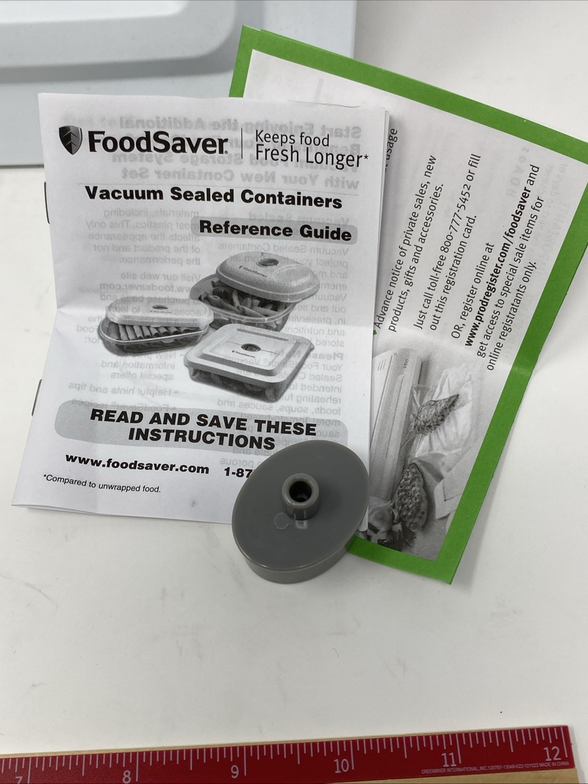 Food Saver Vacuum Sealed Lunch/ Meal Containers 2 pc With Adapter & Instructions