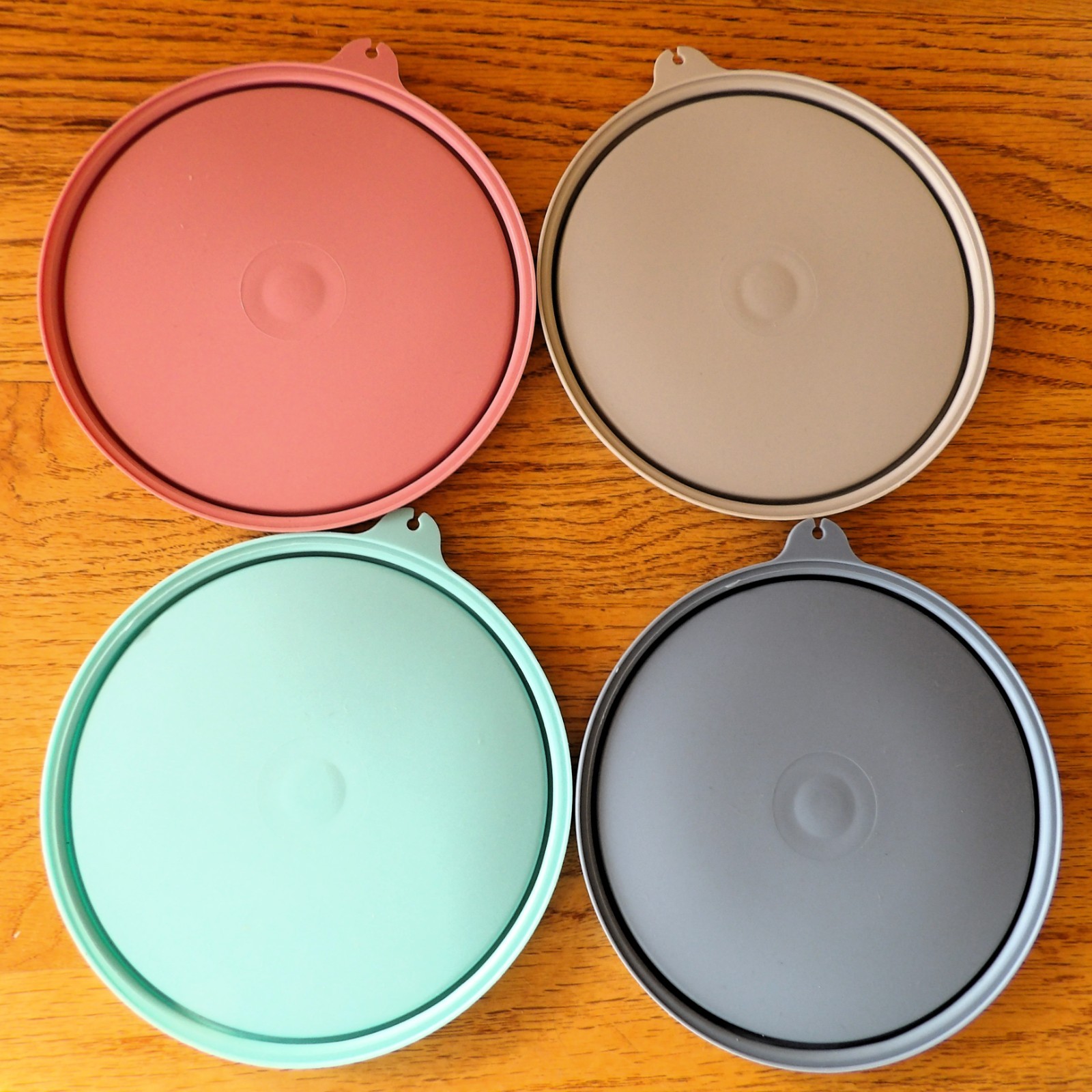Tupperware Classic Sheer Big Wonders Set of 4, 2 cup Containers New with Seals