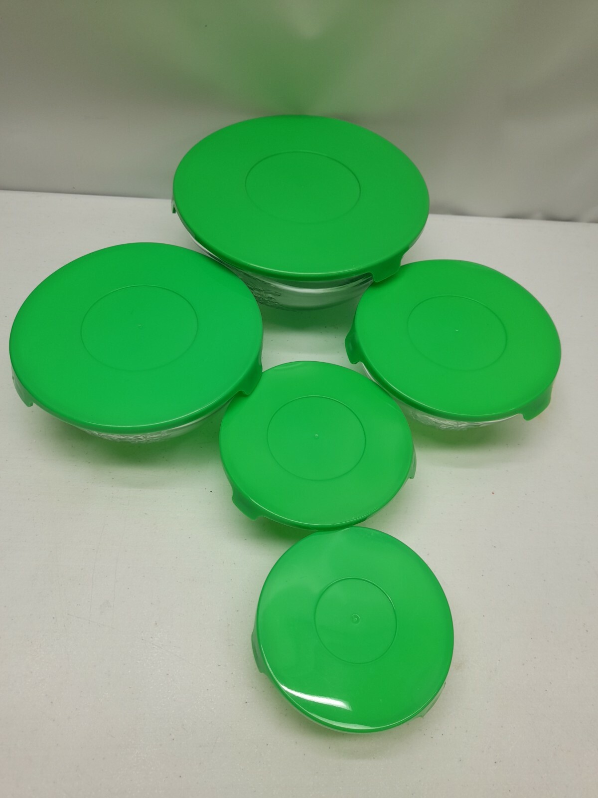 Set of 5 Clear Glass Nesting Bowls & Green Lids Grape Design