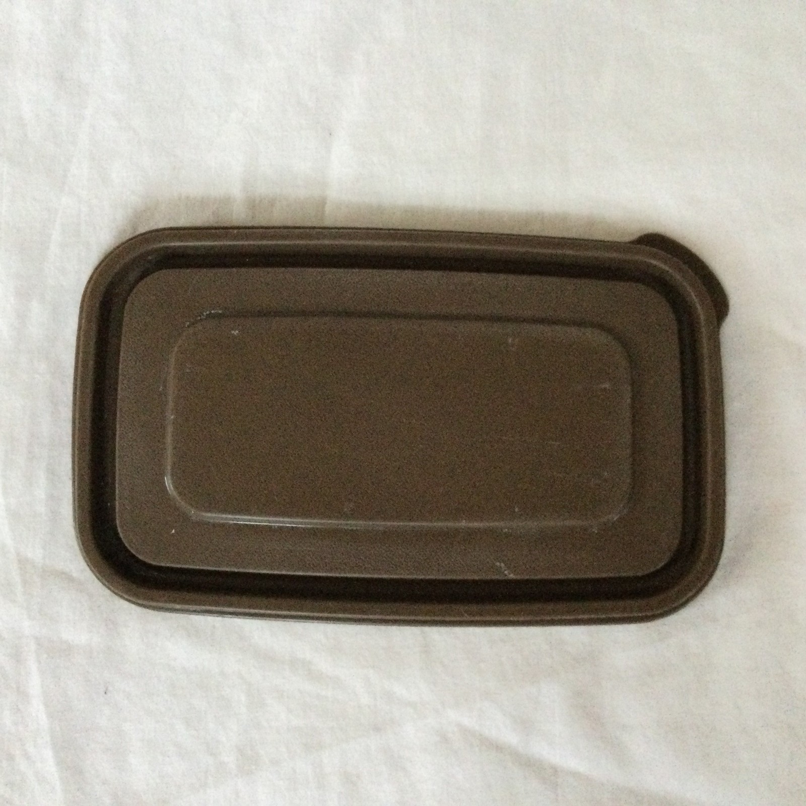 Rubbermaid #10 Dark Brown Rectangular Servin Saver Replacement Lid 4” x 6″