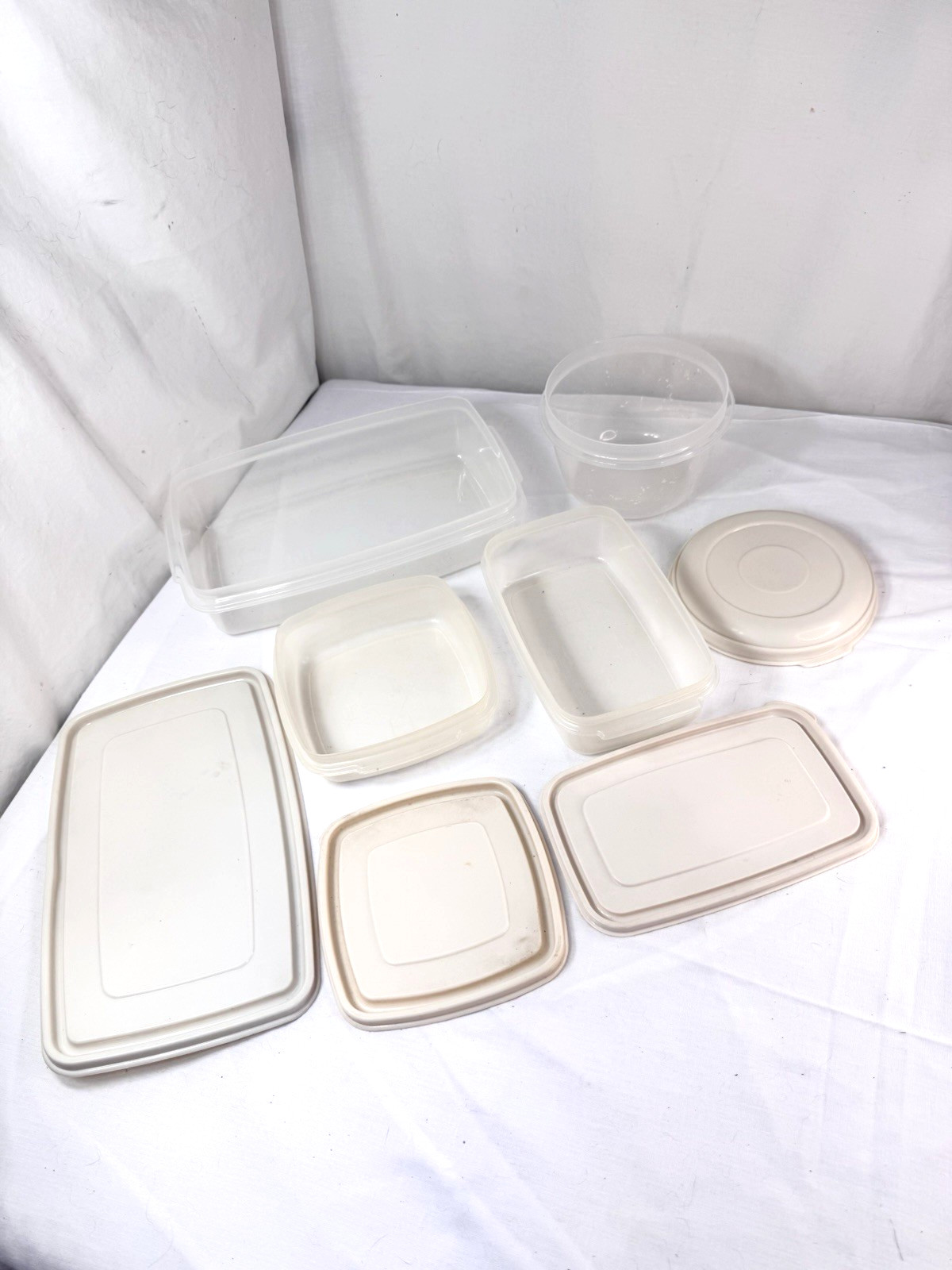 Rubbermaid Servin Saver Storage Containers Square Almond Lids Lot Of 4 Vtg