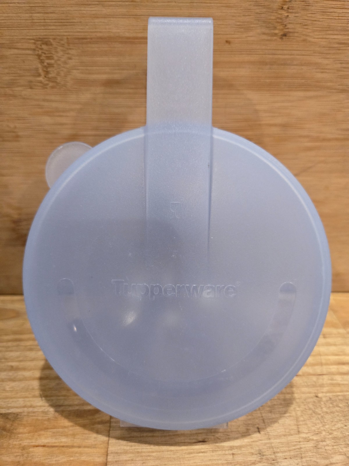 TUPPERWARE Forget-Me-Not Onion Tomato Keeper Fridge Leftover Blue