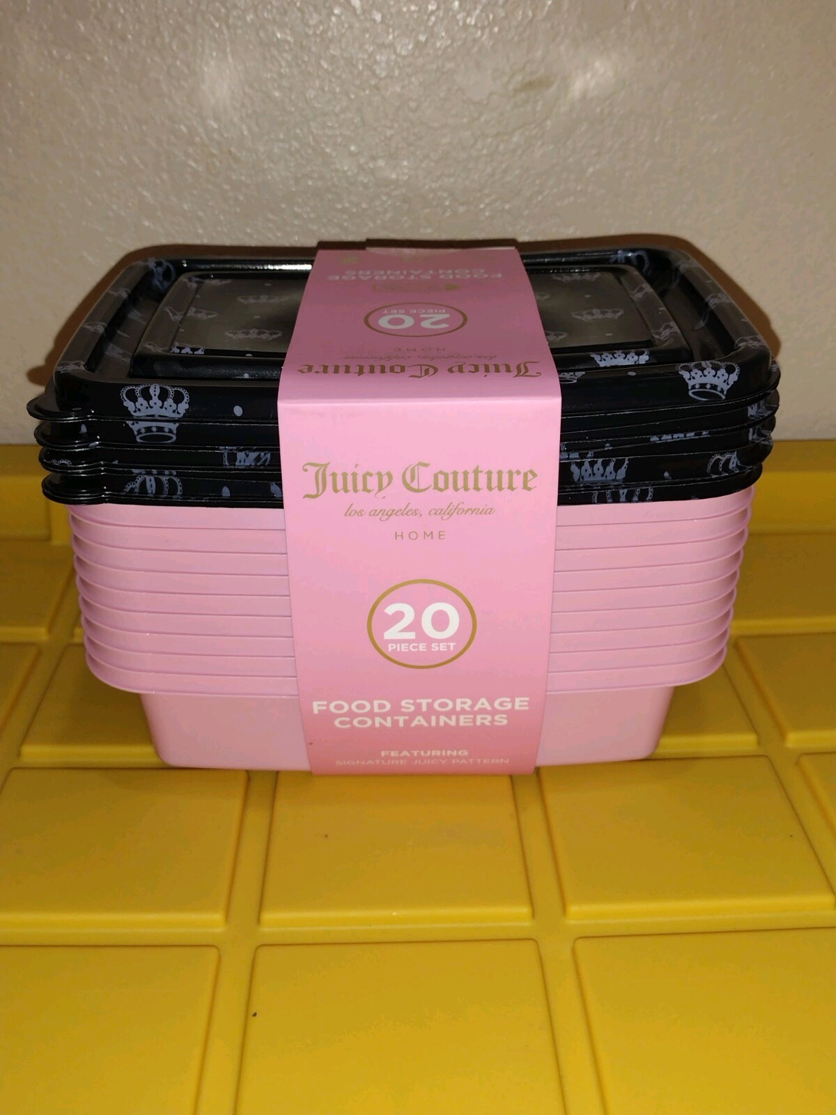 JUICY COUTURE FOOD STORAGE CONTAINERS 20 SET JUICY COUTURE FOOD CONTAINERS NEW.