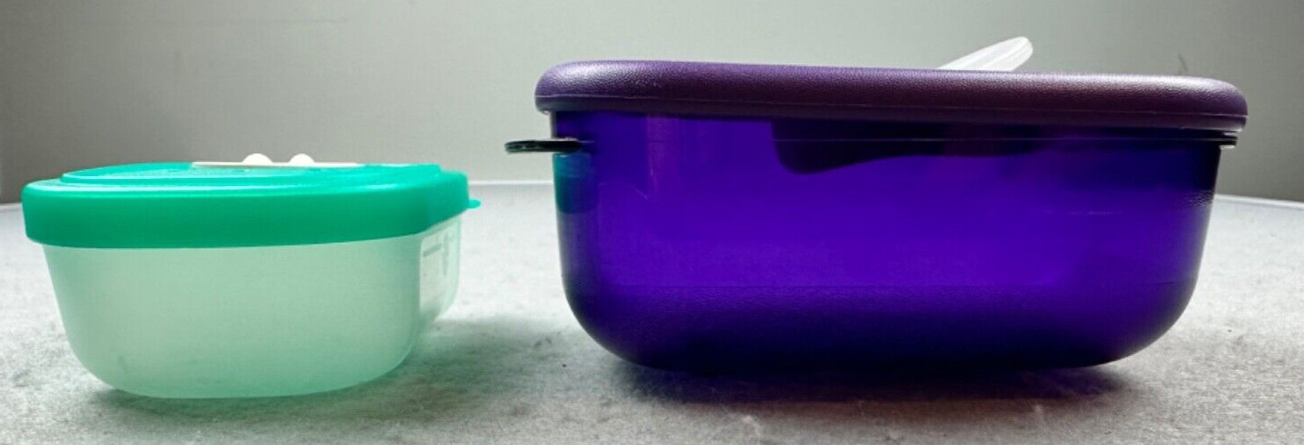 Set of 2 Tupperware 1 cup Rock n Serve & 4 oz. Freeze Smart Mini