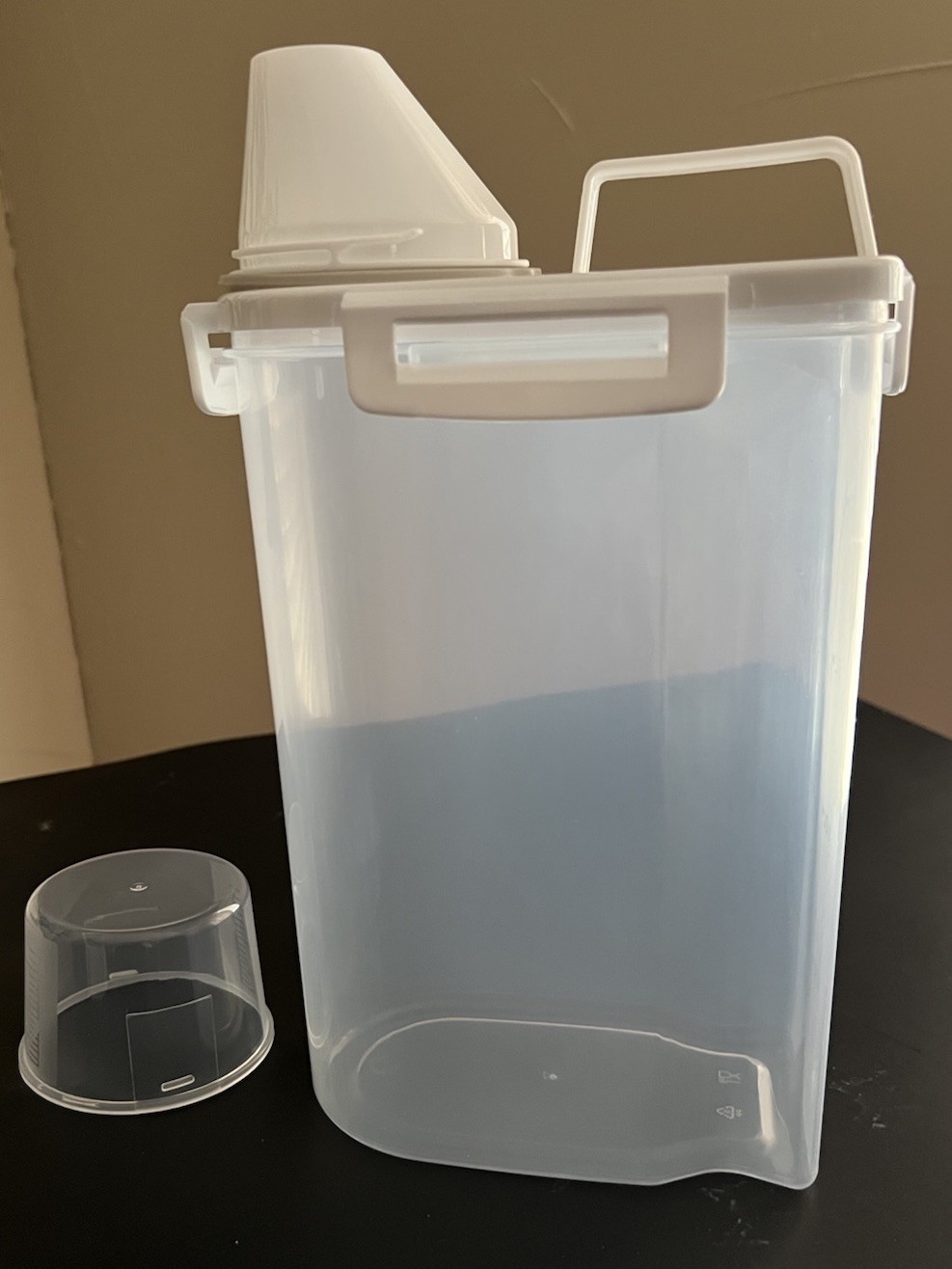 Airtight Food Cereal Storage Containers with Lids 2.5L Set of 4 Kitchen Pantry
