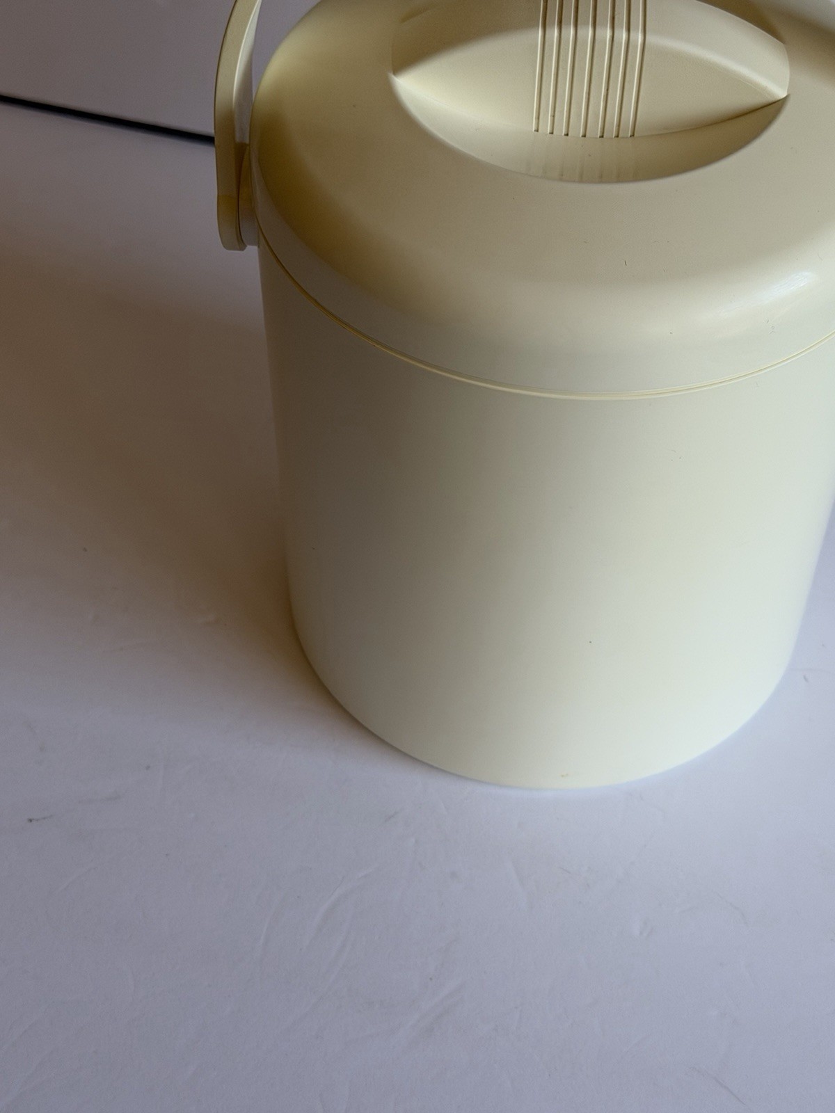 Vintage Pedrini Italy Cream Plastic Ice Bucket – Mid-Century Modern Barware EXC