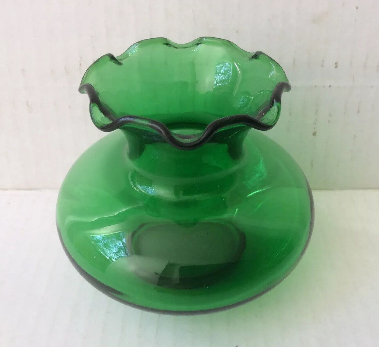 Lot of 4 Pcs Vintage Green Glass: 1 Vase & 2 Cups & 1 Cup W/ Double Handlers