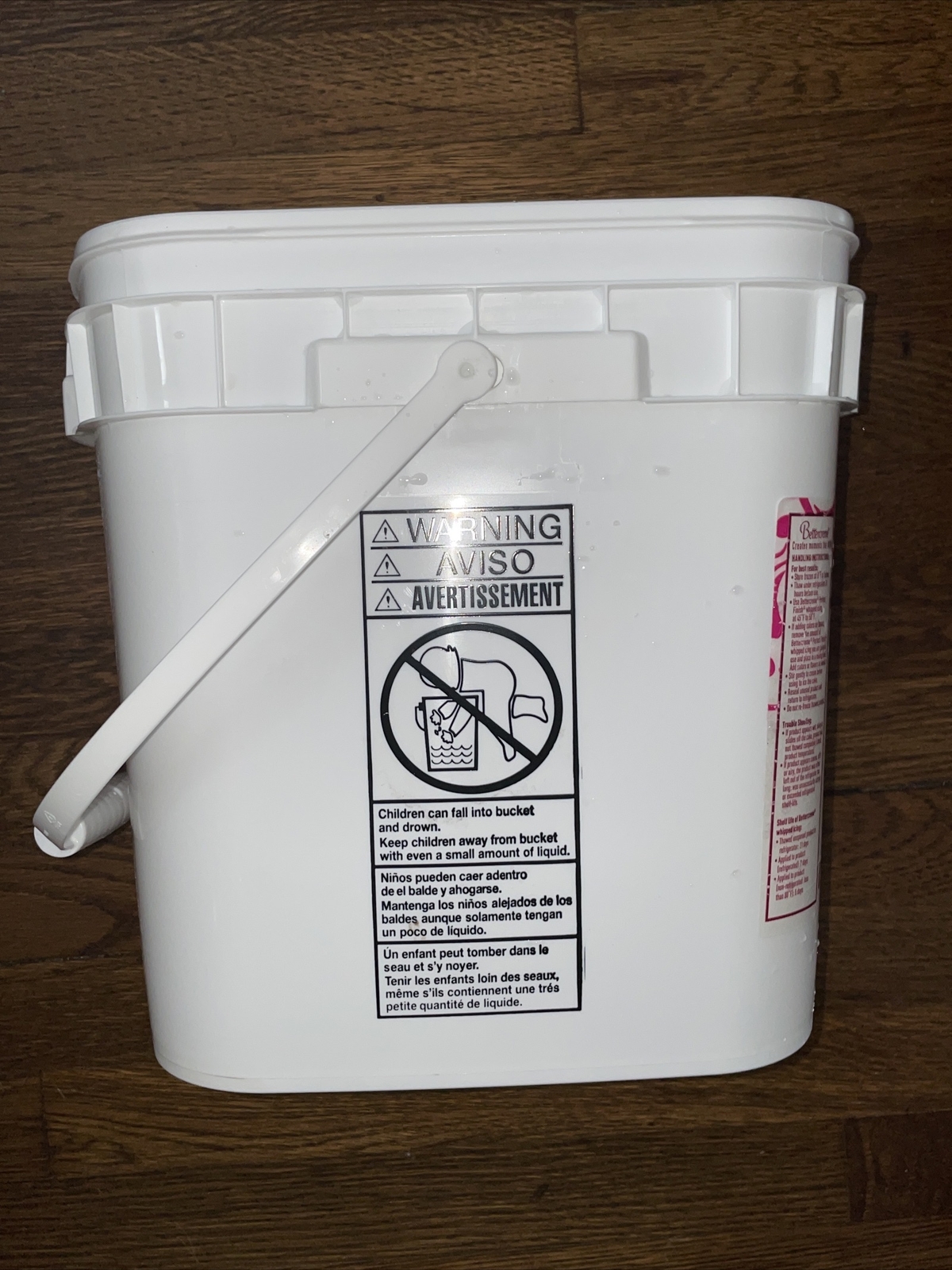Buckets 4-gallon Rectangular food grade (HDPE) with lid and handle