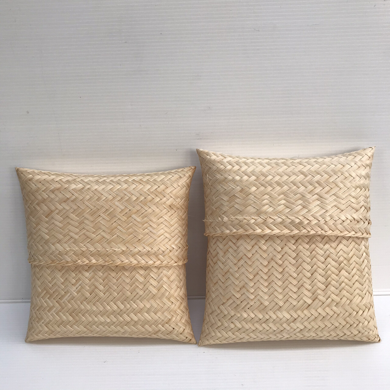 Vintage Thai Handicraft Kratip Sticky Rice Medium Bamboo Serving Basket Size 6″