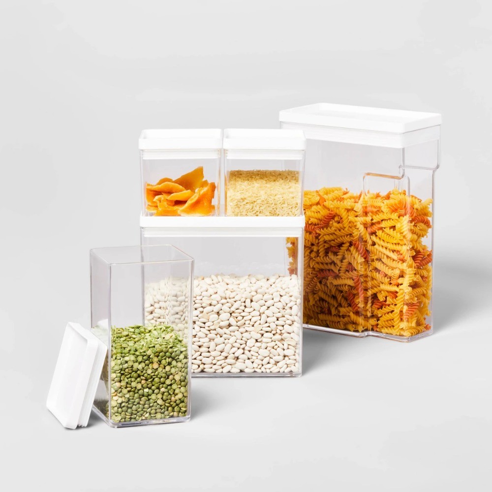 17c Cereal Plastic Food Storage Container – Stackable, 138oz Capacity