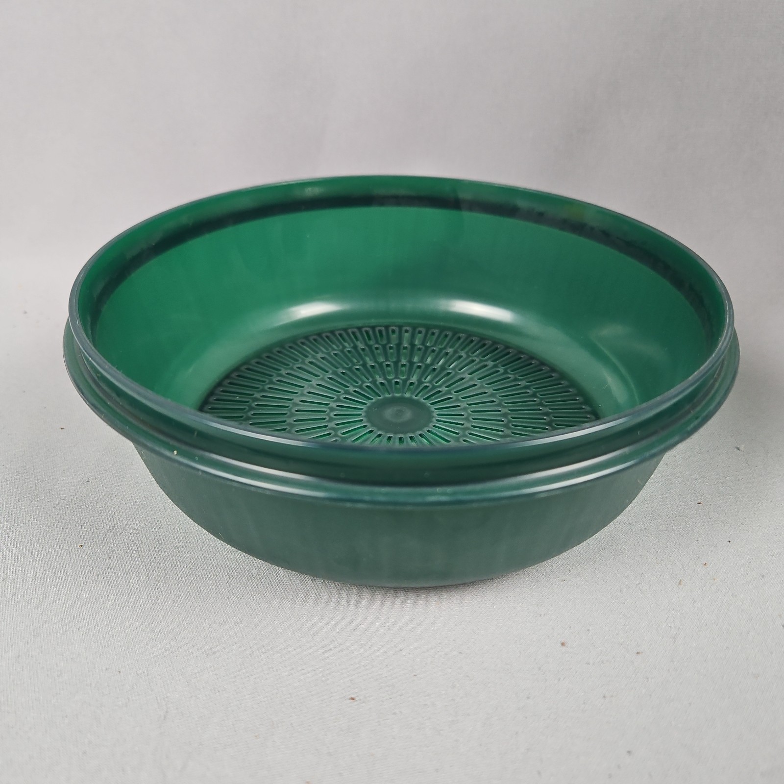 Tupperware Crystalwave Microwave Set Bowls 4.25/6.25/8.5 Cup Colander/Steamer