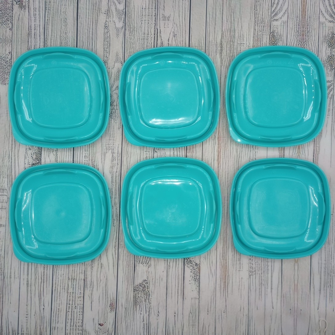 Rubbermaid Easy Find Lid 7J58 Light Blue Square 6 Replacement Container Lids 4.5