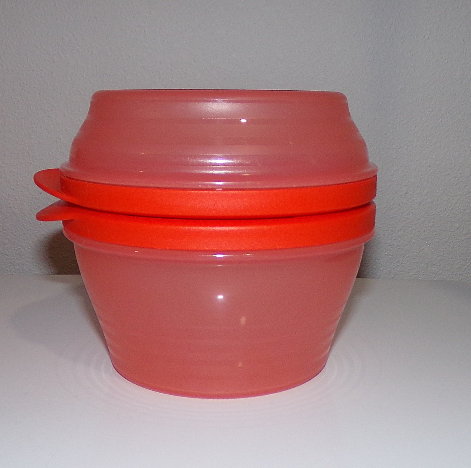 40Pc Tupperware Coral DUO Bowls (14) 5395A & (6) 5422A + 20 Interlocking Lids