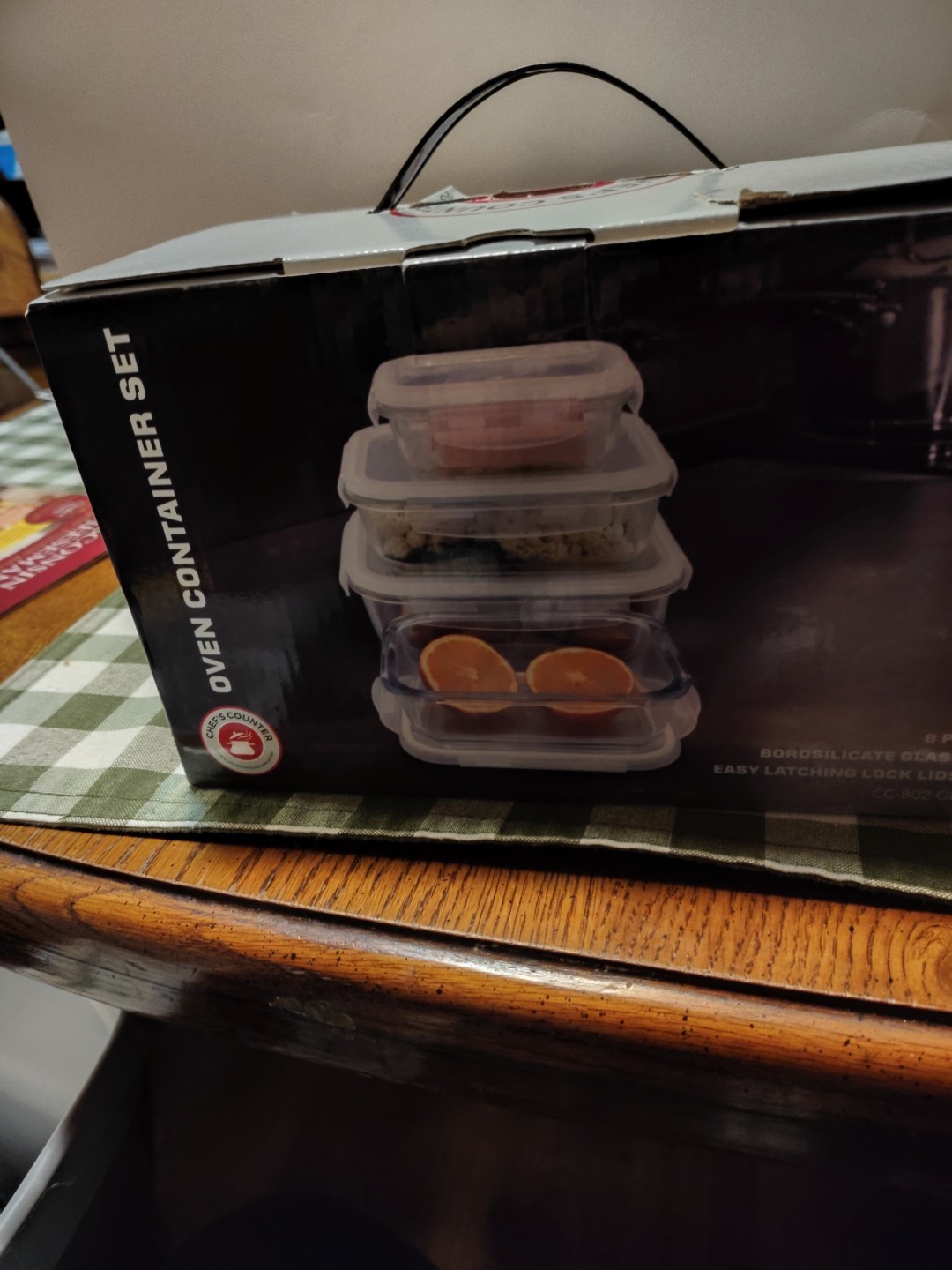 Eight Piece Oven Container Set Made By Chef’s Counter With Easy Latching Lock…