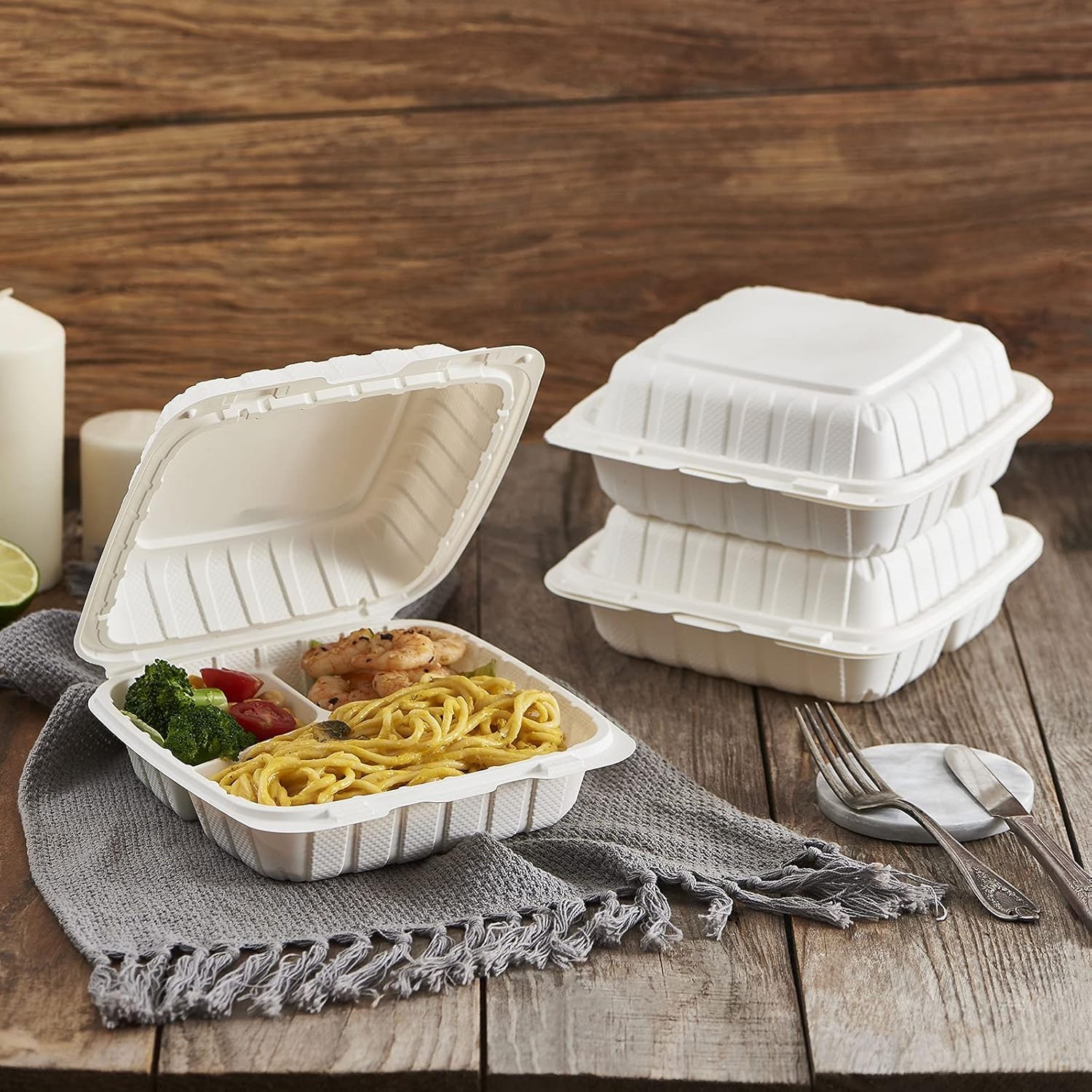 FULING 8x8in 3-Compartment 50-Pack Plastic Clamshell To-Go Lunch Box Disposable