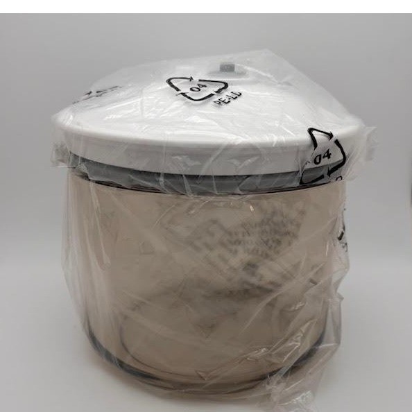 FoodSaver Vacuum Seal Container Canister with Pump Lid White and Smoke Gray