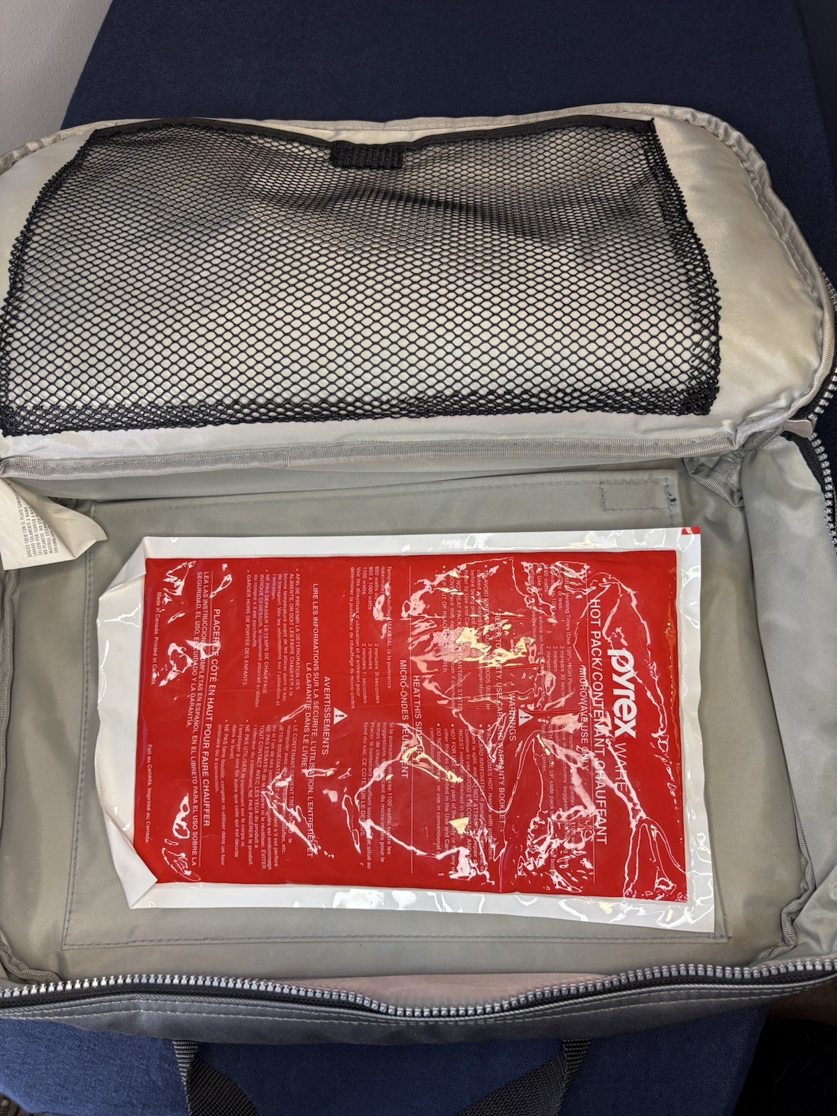 Pyrex Portables Insulated Food Carrier Bag with Insert