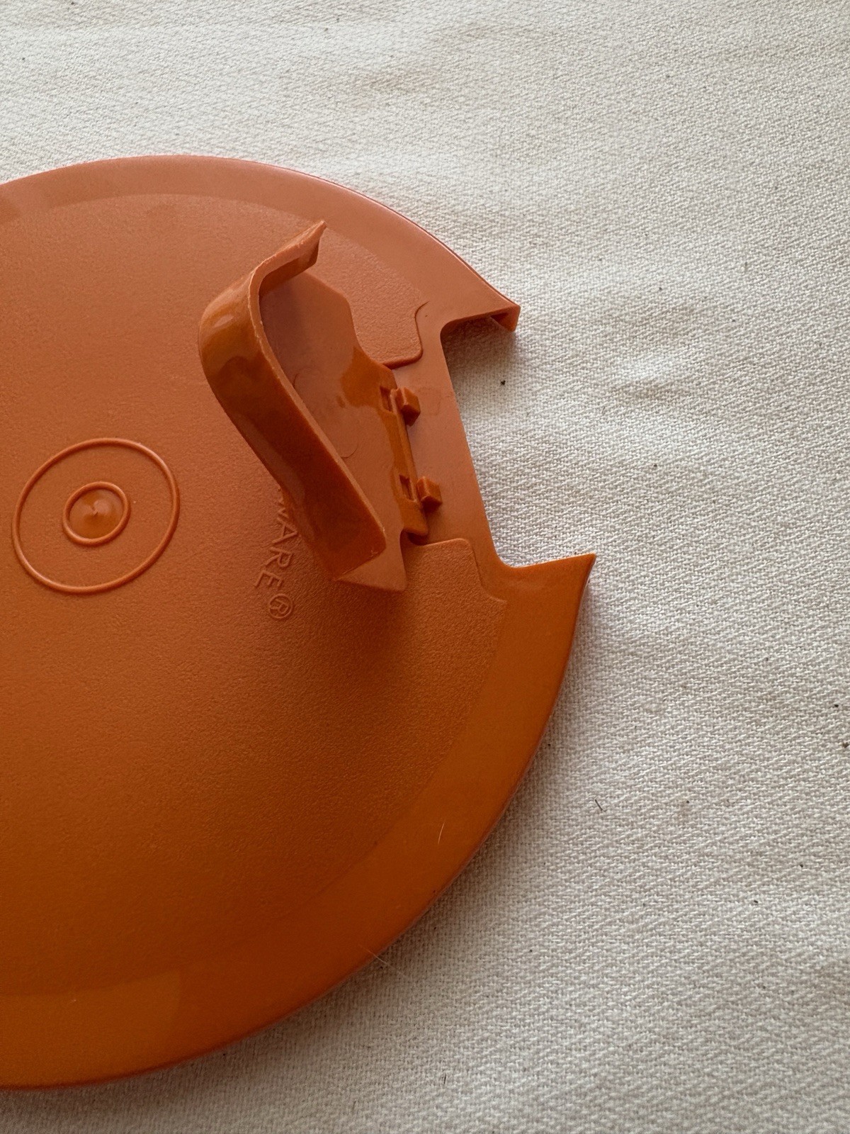 Orange Tupperware 6″ Measuring Bowl Pitcher Lid Flip Pour Spout Replacement