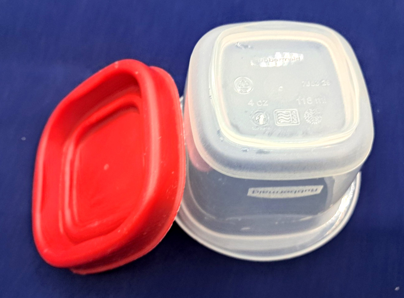 Rubbermaid Food Storage Containers, Set of 8, 3 sizes