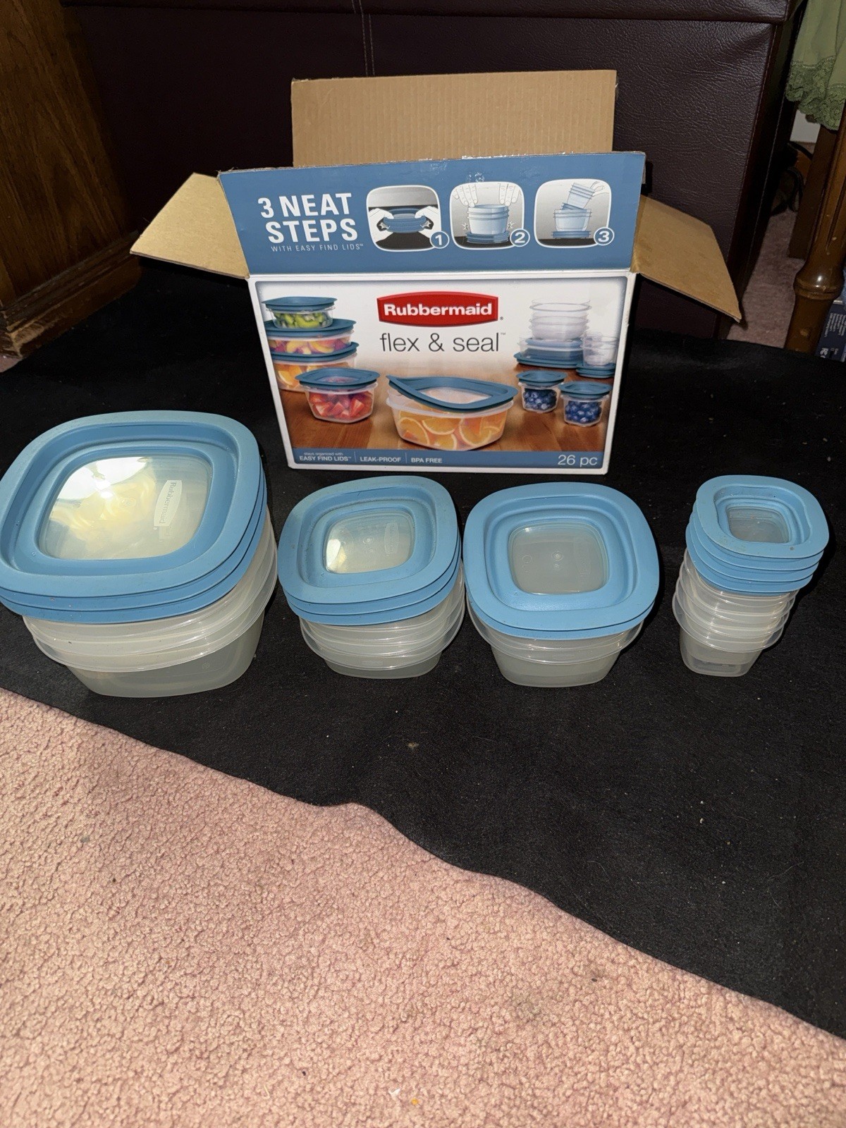 Kitchen Storage & Bakeware LotRubbermaid Flex Seal,Sterilite BowlsSpringform Pan
