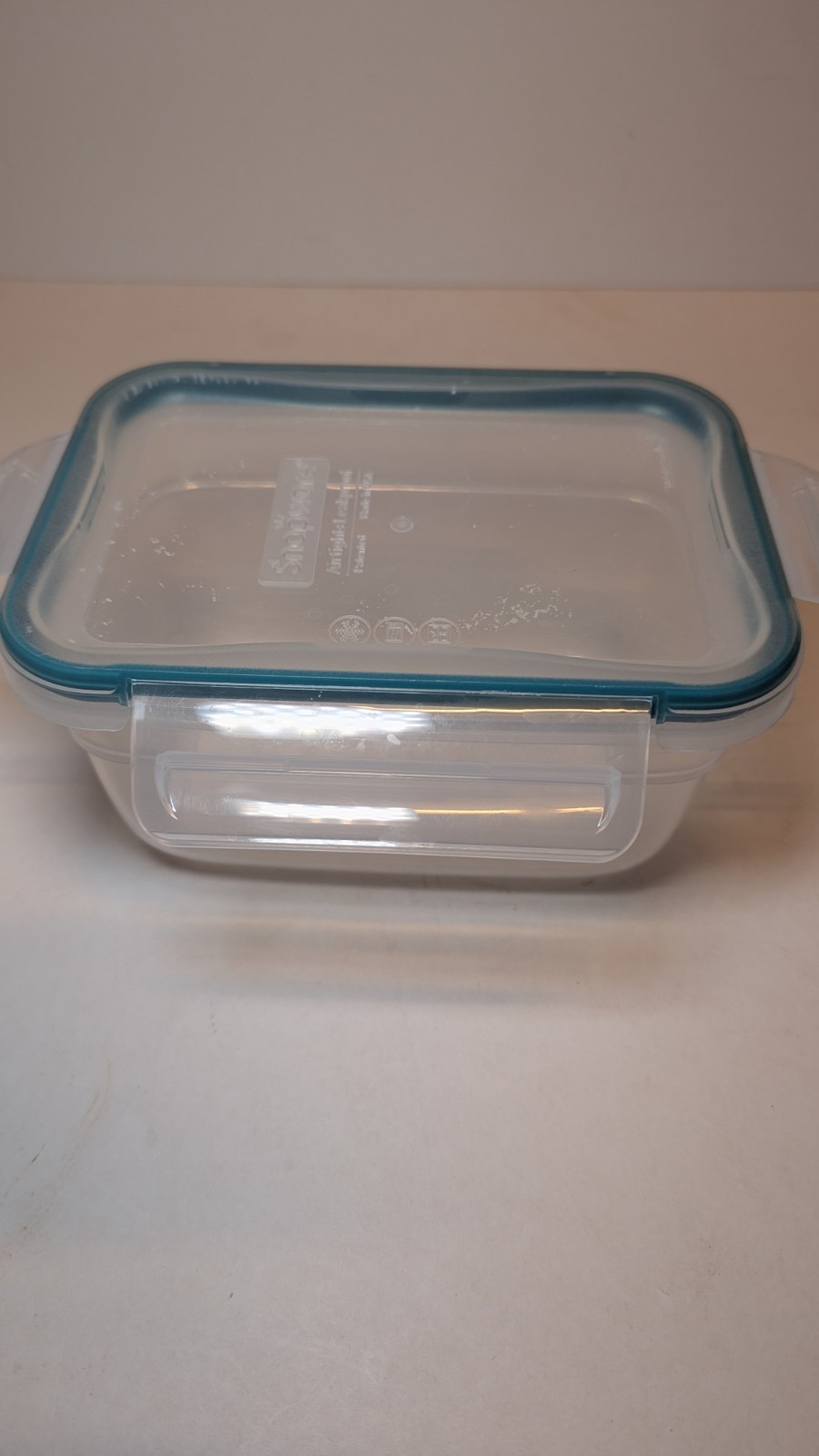 3 Snapware Containers Two 3 Cup (.7 L) One 5 Cup (1.2 L)