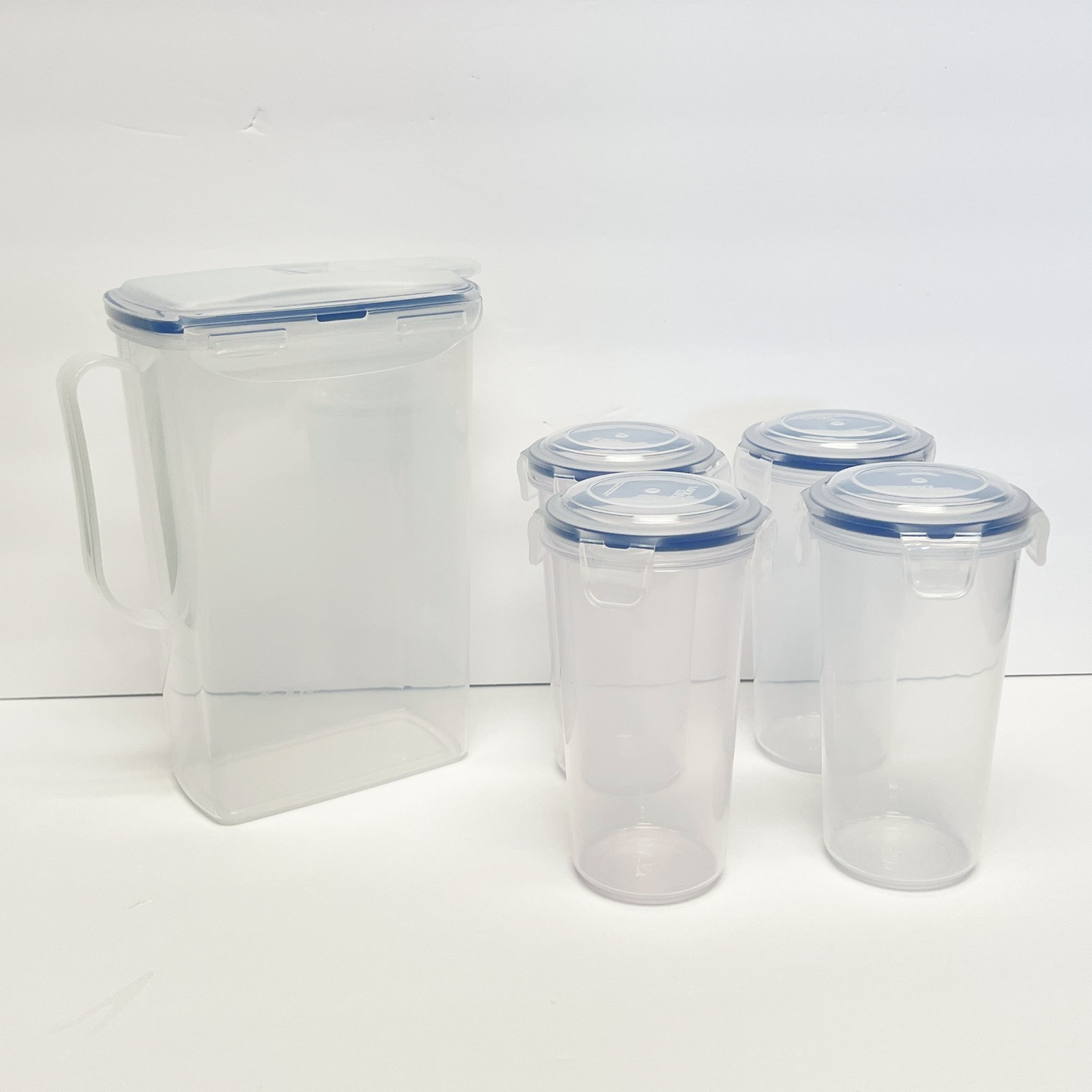 LocknLock 1/2 Gallon Pitcher & 4 Lidded Cups K310416 CLEAR