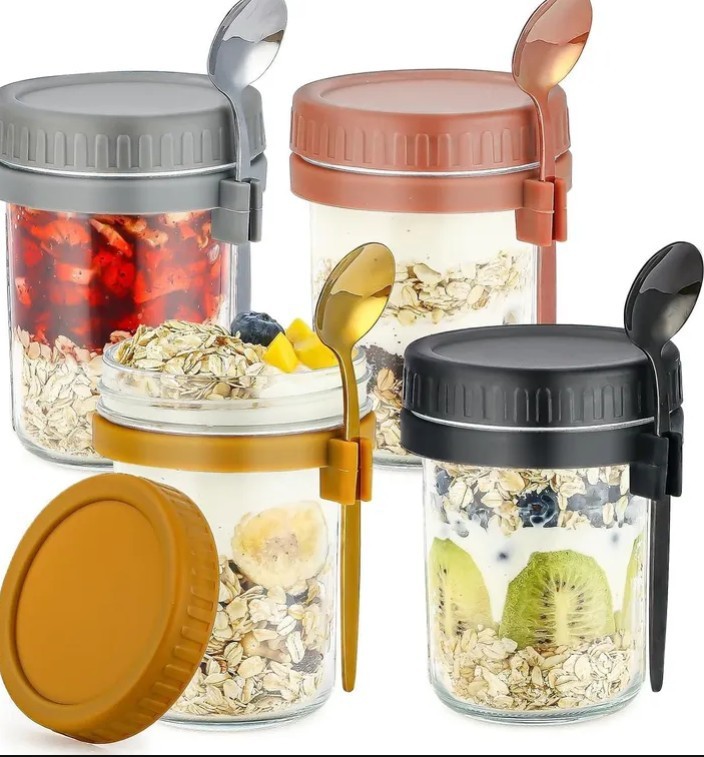 DRKIO 4 Pack Glass Overnight Oats Containers with Lids and Spoons 16 Oz Mason