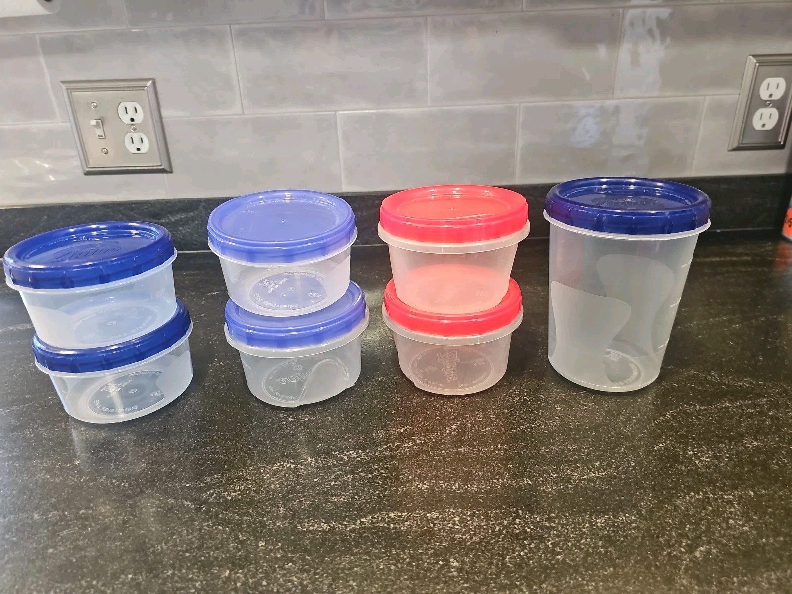Ziplock Twist Lock Storage Containers- Lot Of 7