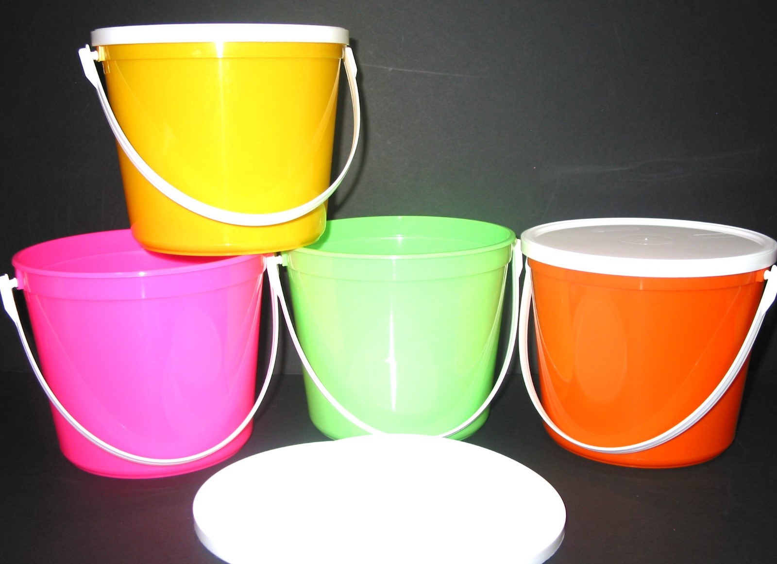 4 80 Ounce Plastic Buckets & Lids Pink Orange Lime Yellow Made in USA Lead Free
