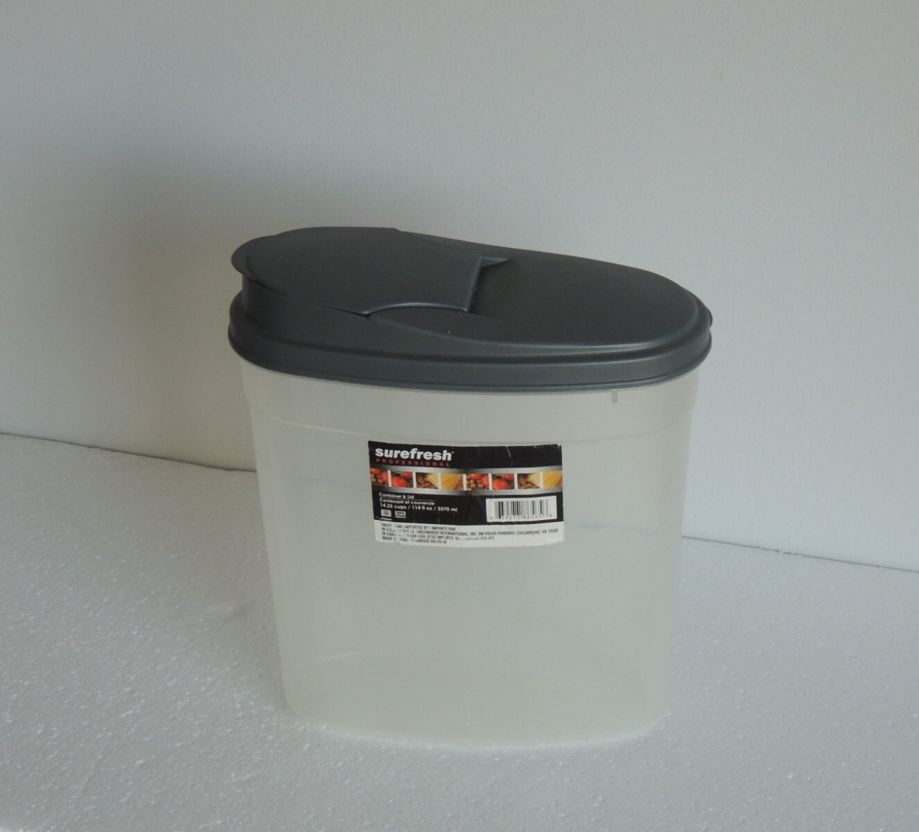 Surefresh Container and Lid tall 14.5 cups clear with grey lid