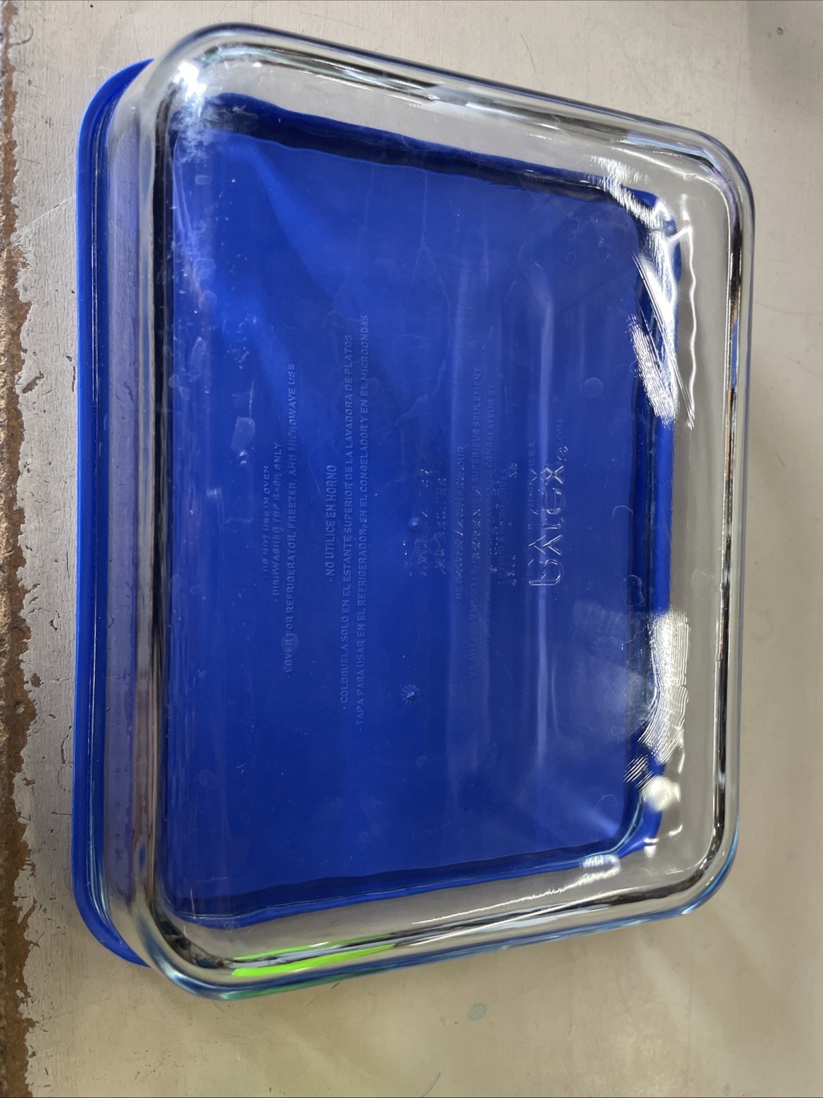 Pyrex 6 Cup Storage Dish With Lid